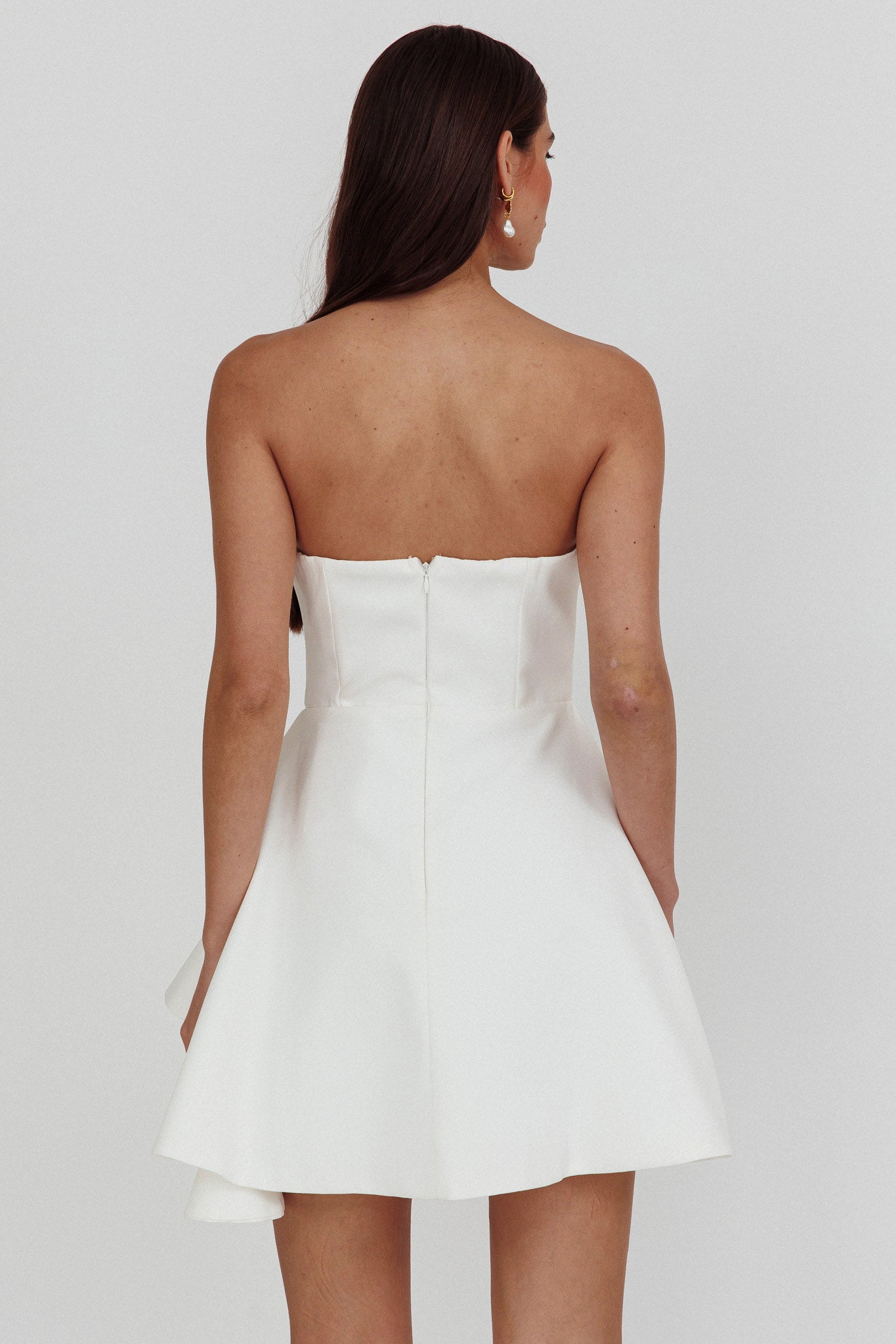 Minnesota Strapless Mini Dress White by Selfie Leslie Australia