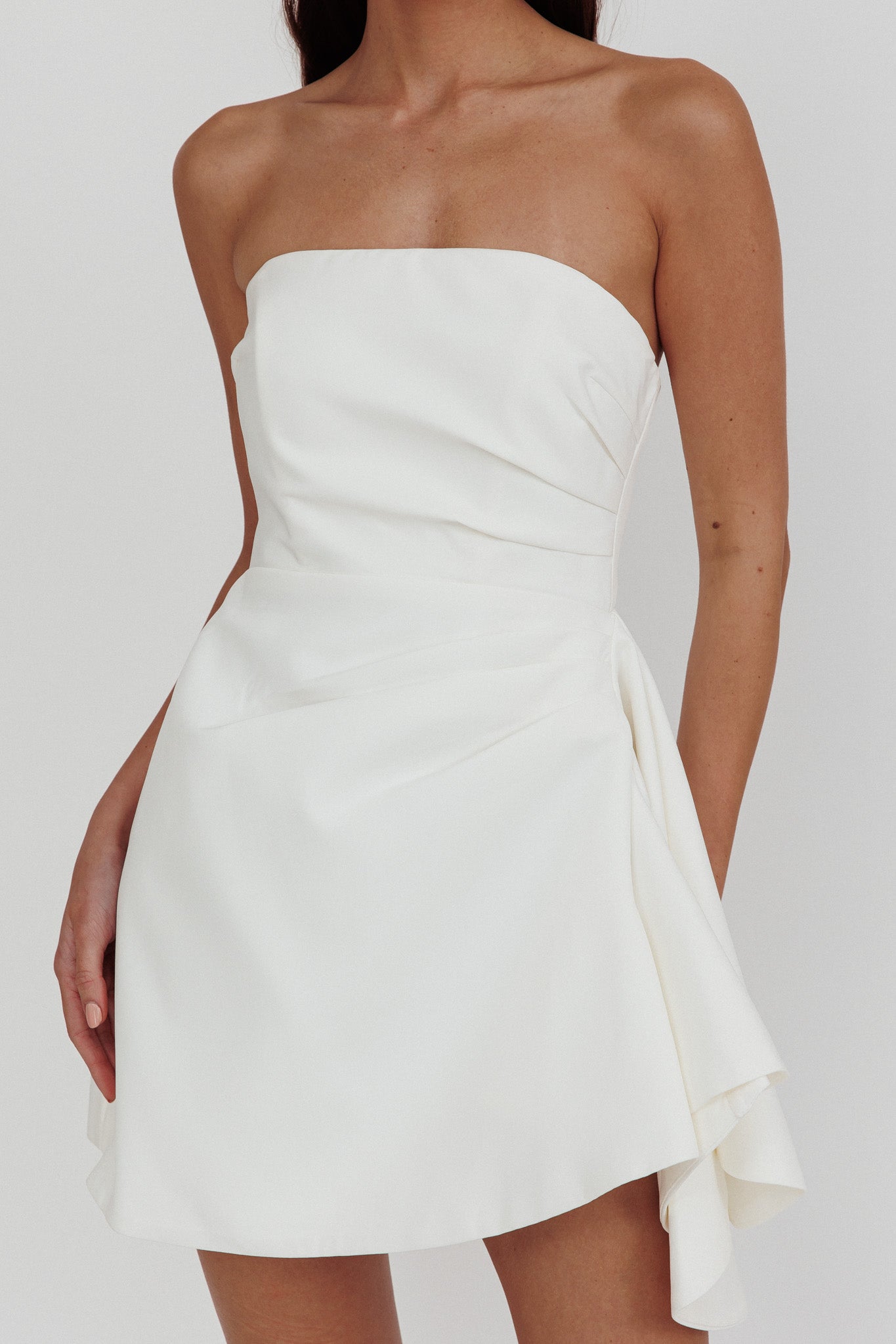 Minnesota Strapless Mini Dress White by Selfie Leslie Australia