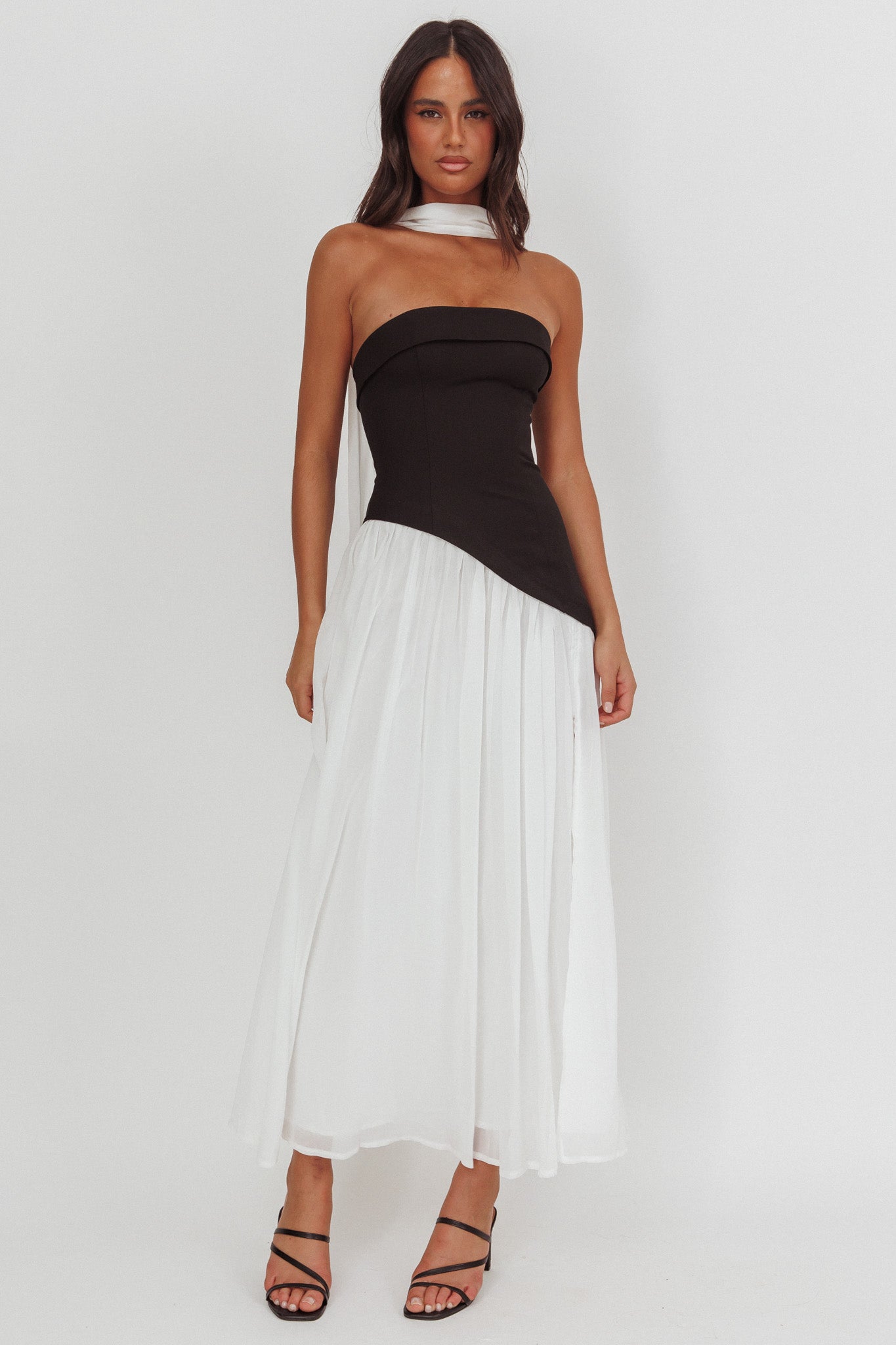 Mariabella Contrast Bodice Maxi Dress Black/White by Selfie Leslie Australia