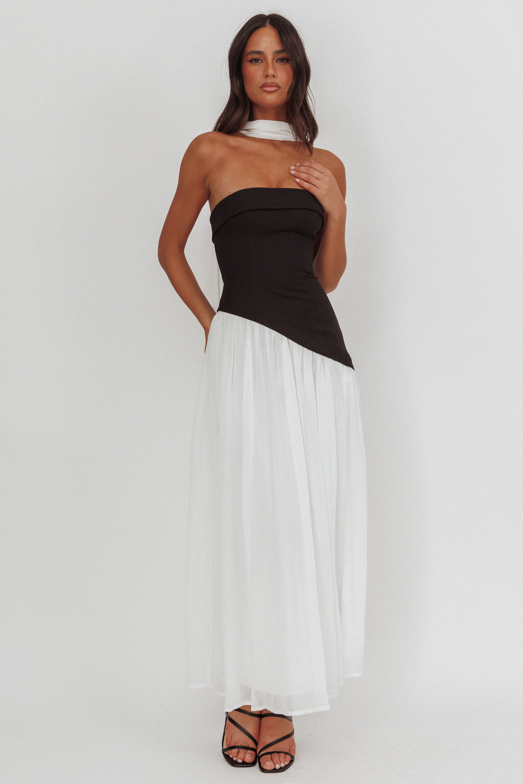 Mariabella Contrast Bodice Maxi Dress Black/White by Selfie Leslie Australia