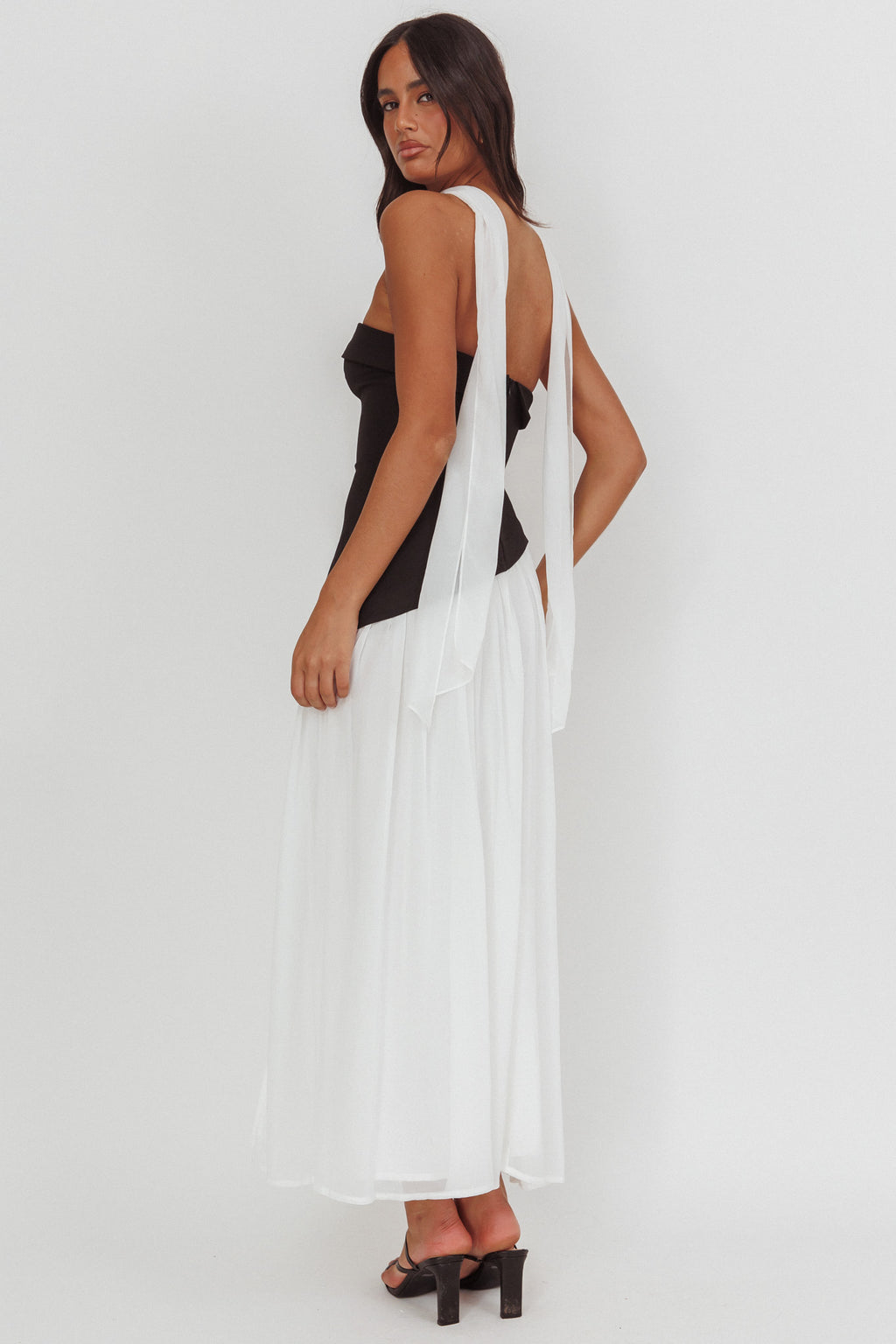 Mariabella Contrast Bodice Maxi Dress Black/White by Selfie Leslie Australia