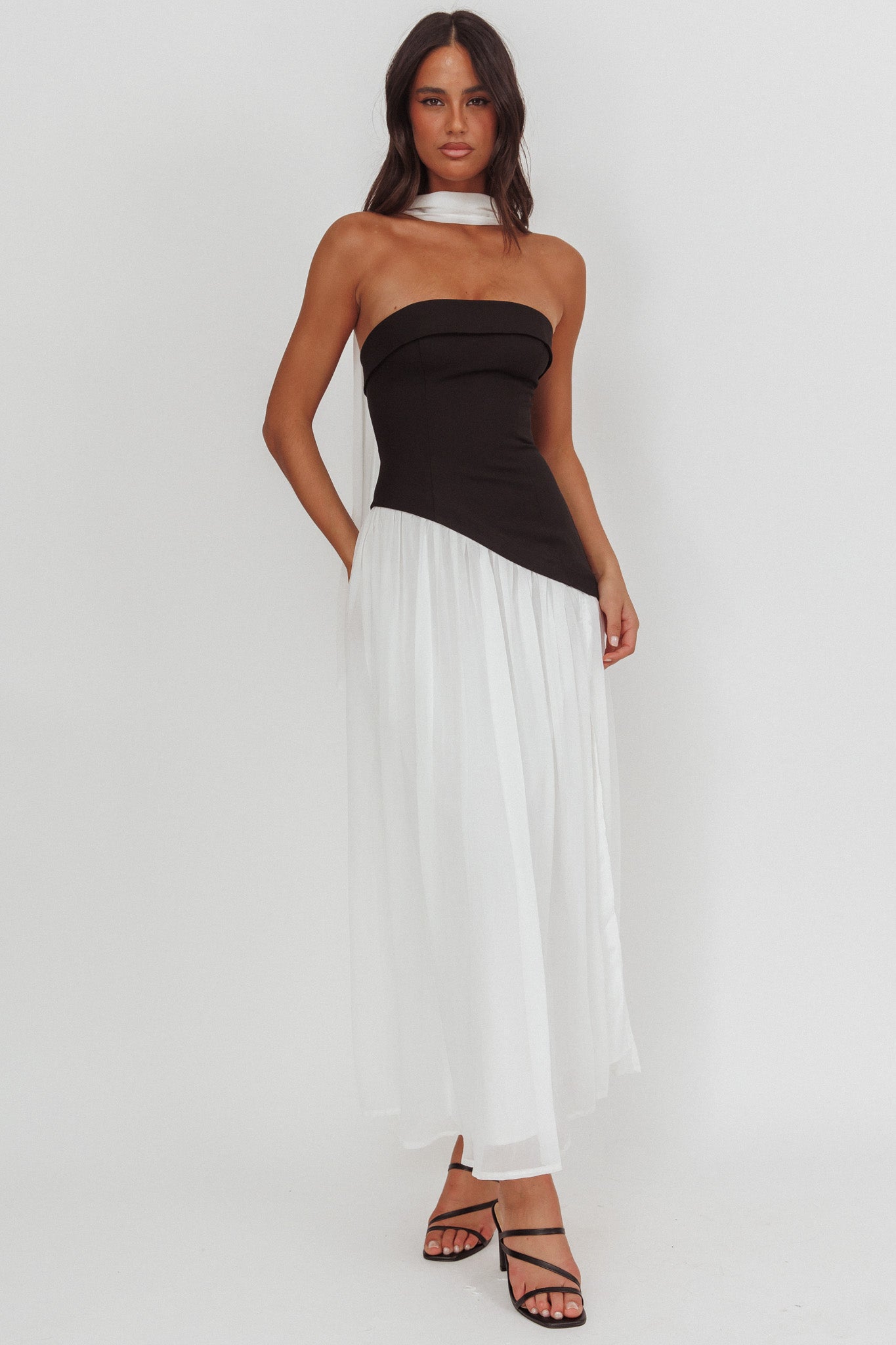 Mariabella Contrast Bodice Maxi Dress Black/White by Selfie Leslie Australia