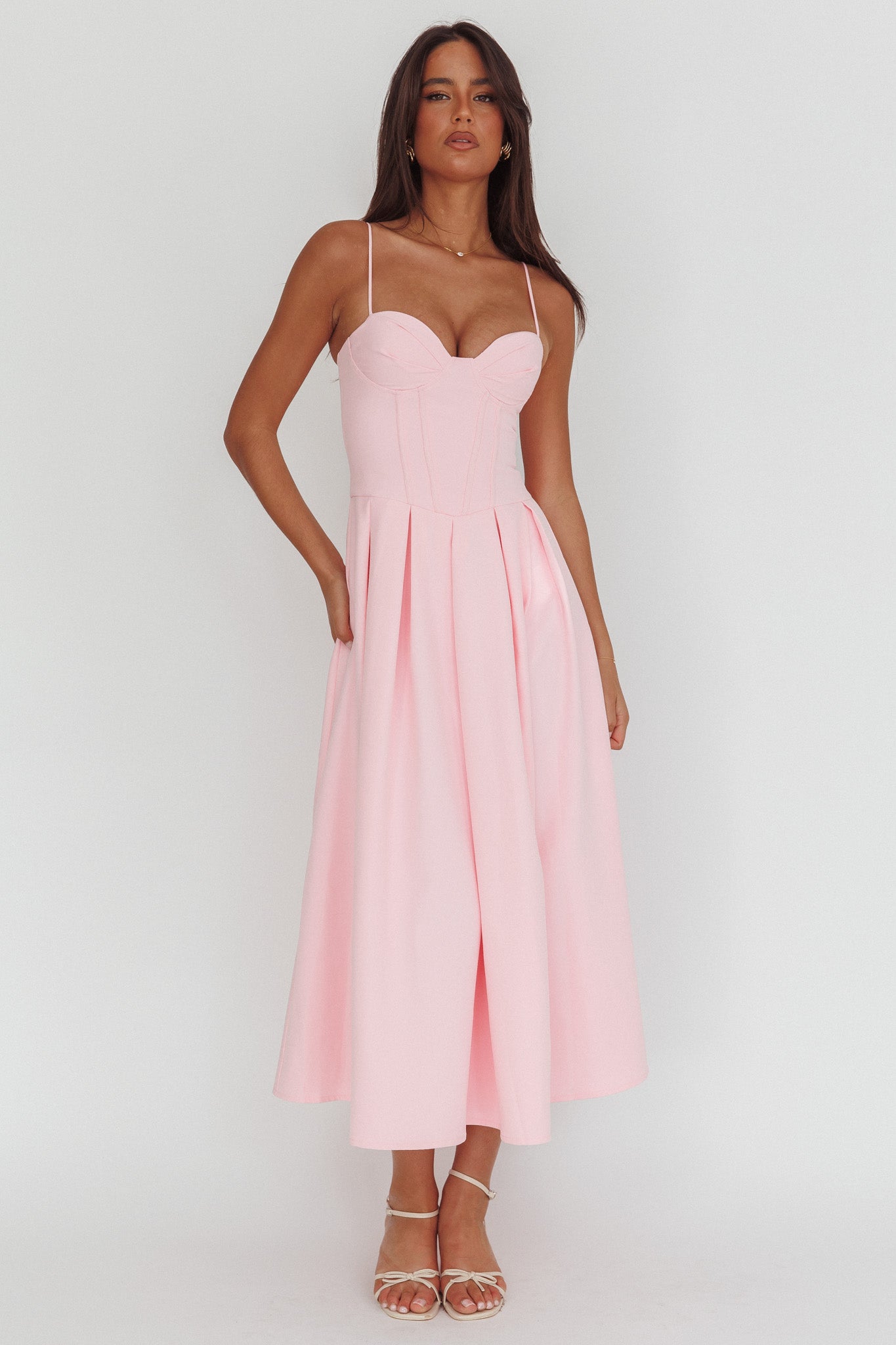Kearsy Box Pleat Sweetheart Neckline Midi Dress Pink by Selfie Leslie Australia