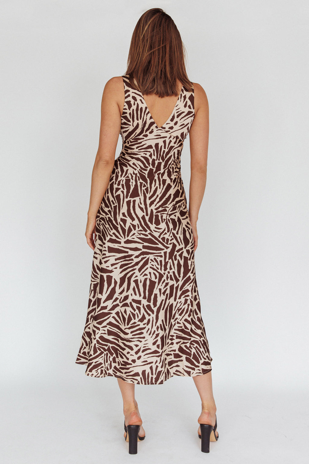 Turin V-Neckline Print Midi Dress Chocolate by Selfie Leslie Australia
