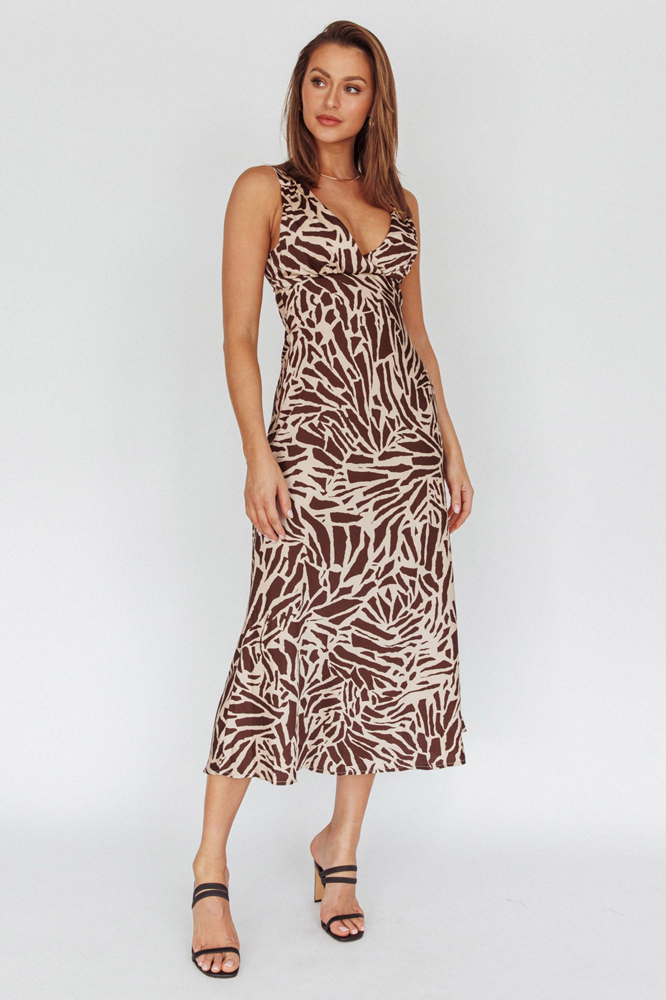 Turin V-Neckline Print Midi Dress Chocolate by Selfie Leslie Australia