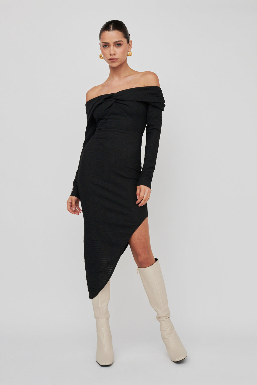 Annalora One-Shoulder Long Sleeve Midi Dress Black by Selfie Leslie Australia