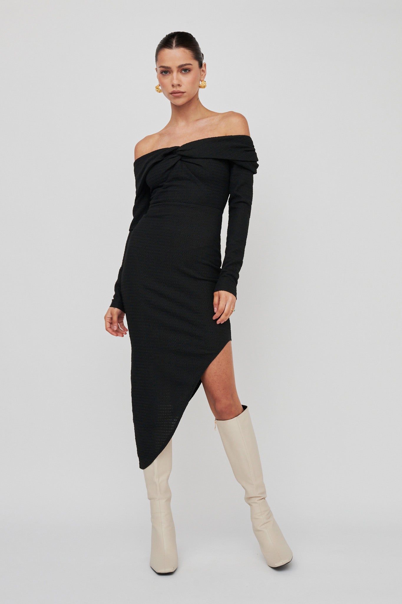 Annalora One-Shoulder Long Sleeve Midi Dress Black by Selfie Leslie Australia