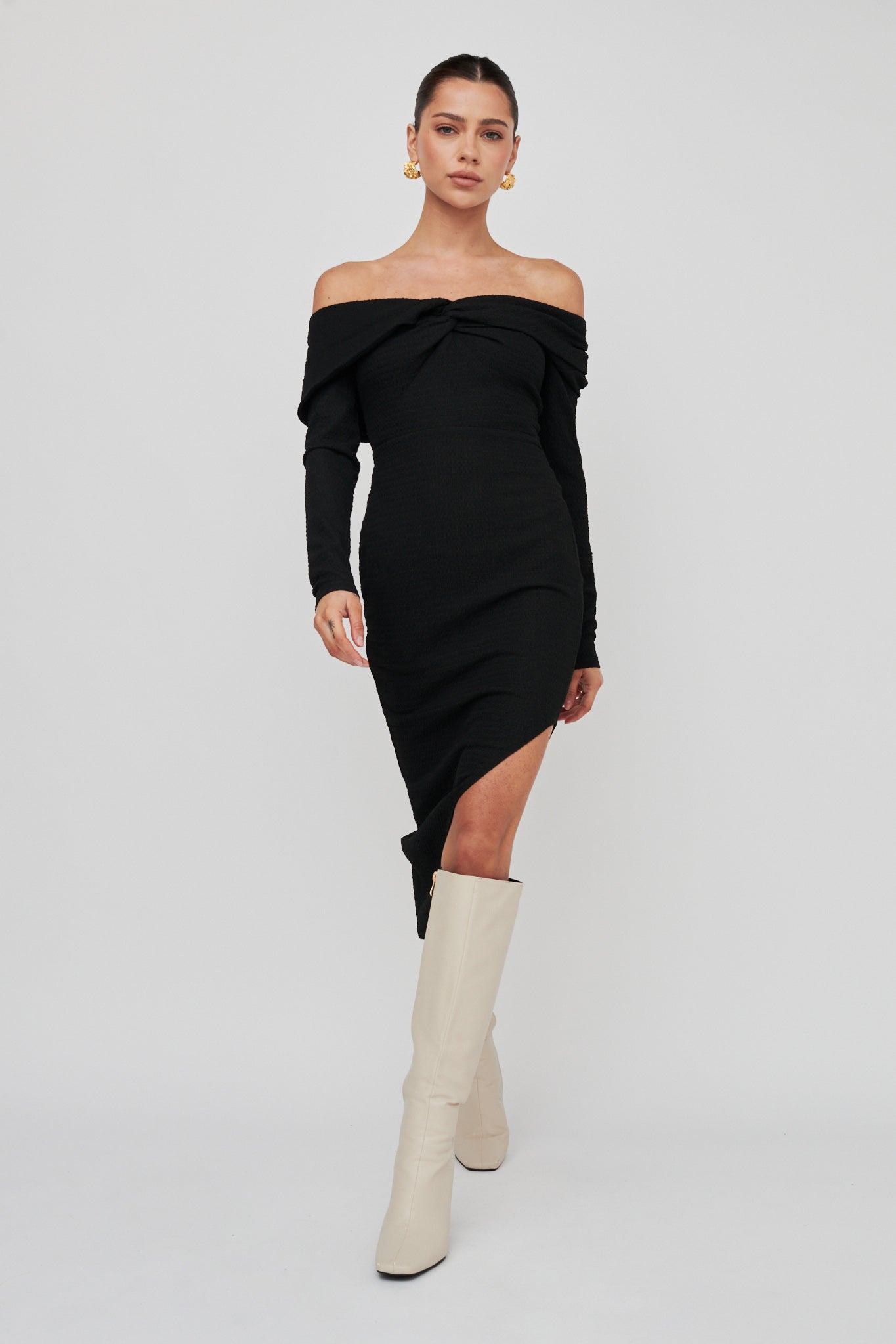 Annalora One-Shoulder Long Sleeve Midi Dress Black by Selfie Leslie Australia