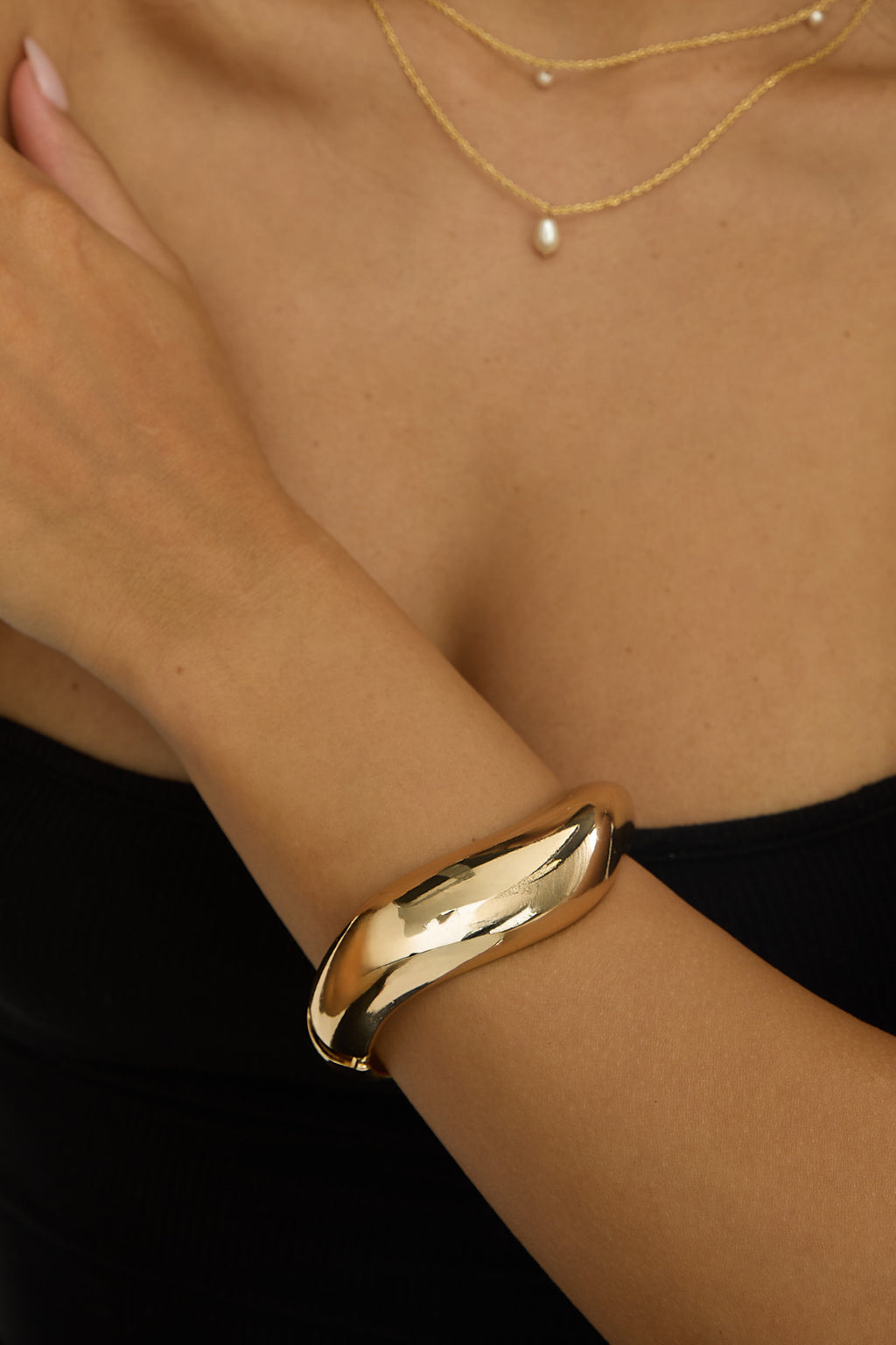Wave Bangle Gold by Selfie Leslie Australia