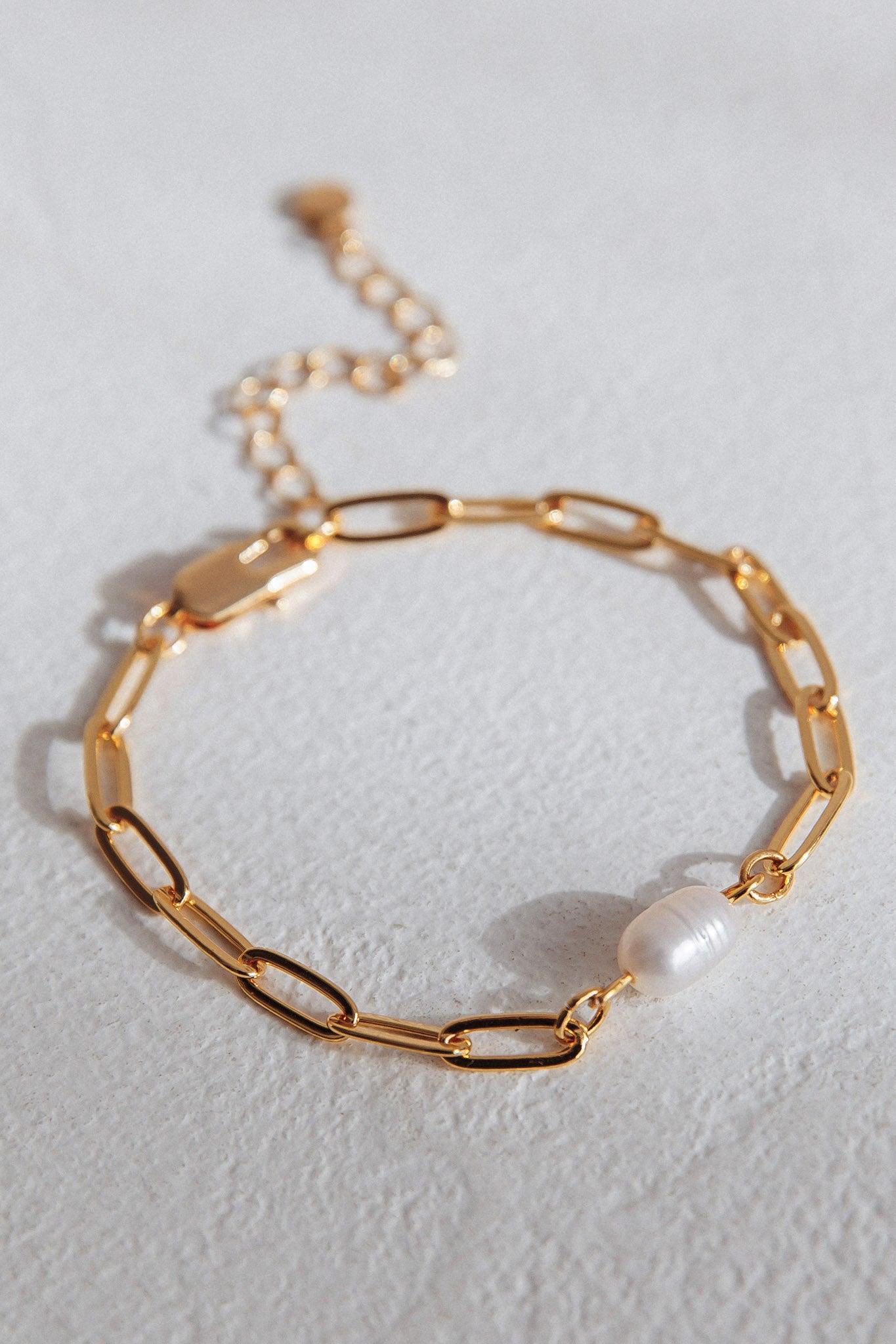Devotion Freshwater Pearl Paperclip Chain Bracelet Gold by Selfie Leslie Australia