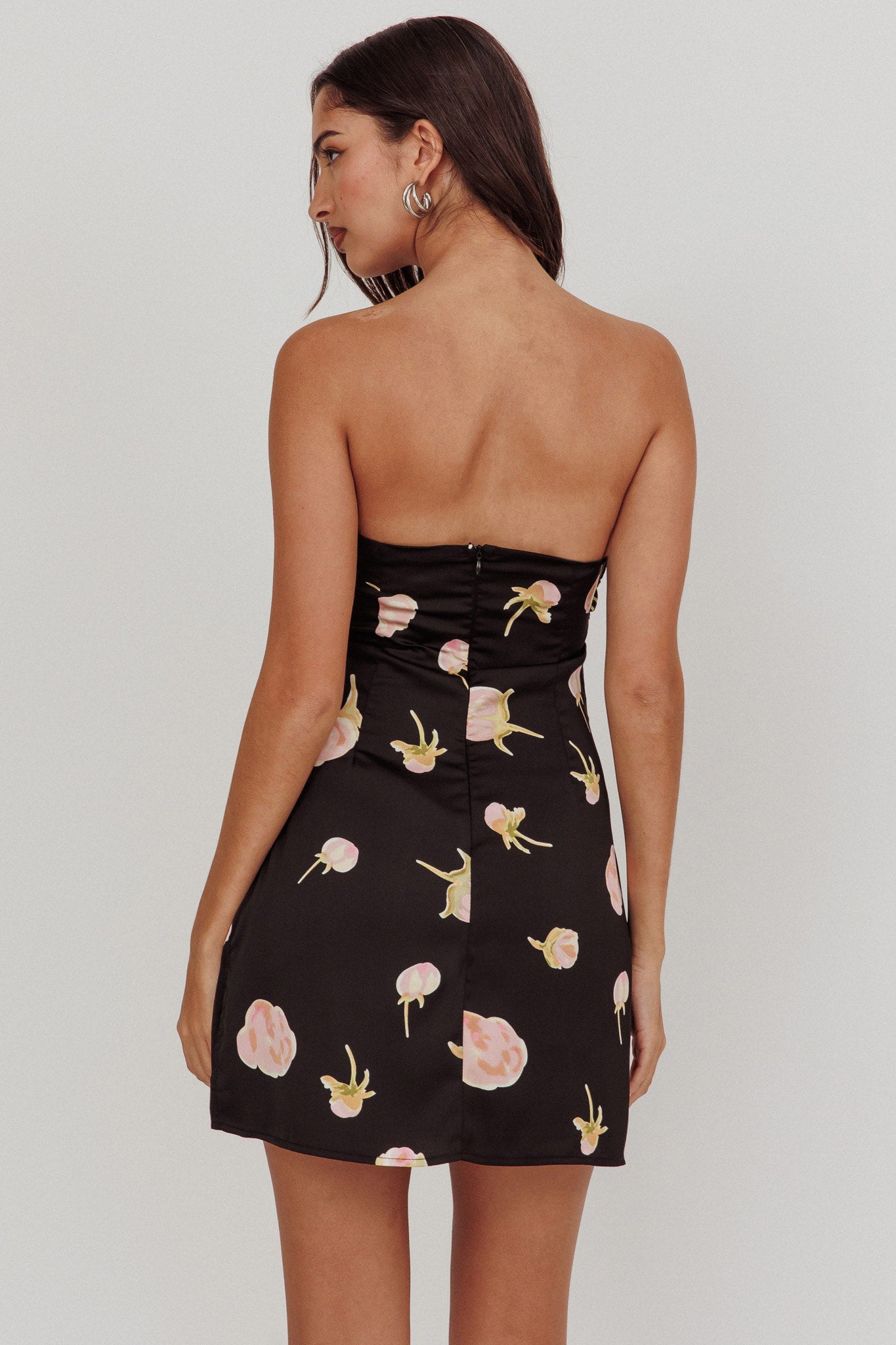 Sian Strapless Sweetheart Mini Dress Flowers Black by Selfie Leslie Australia