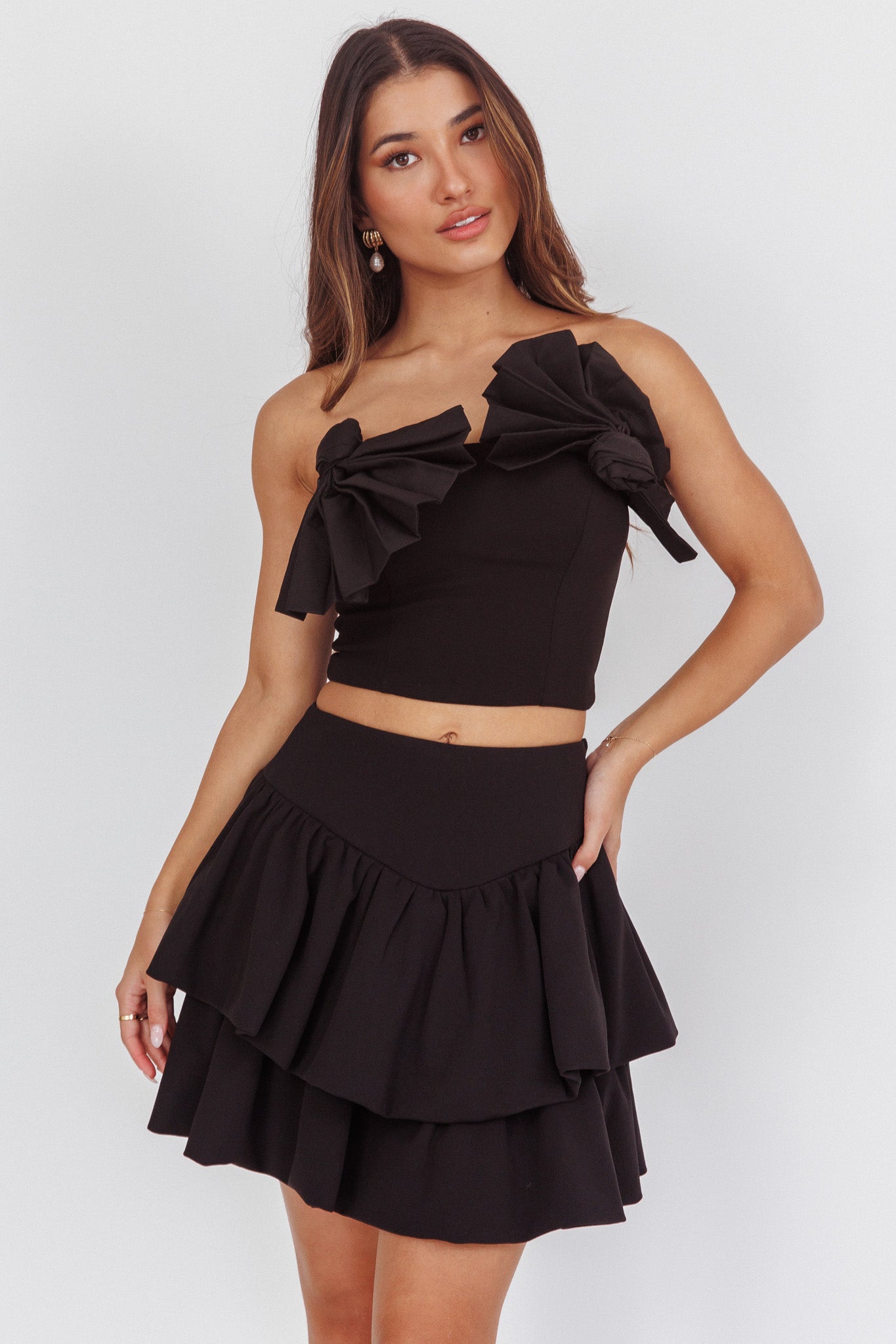 Deisi Concertina Layered Ruffle Mini Skirt Black | Selfie Leslie