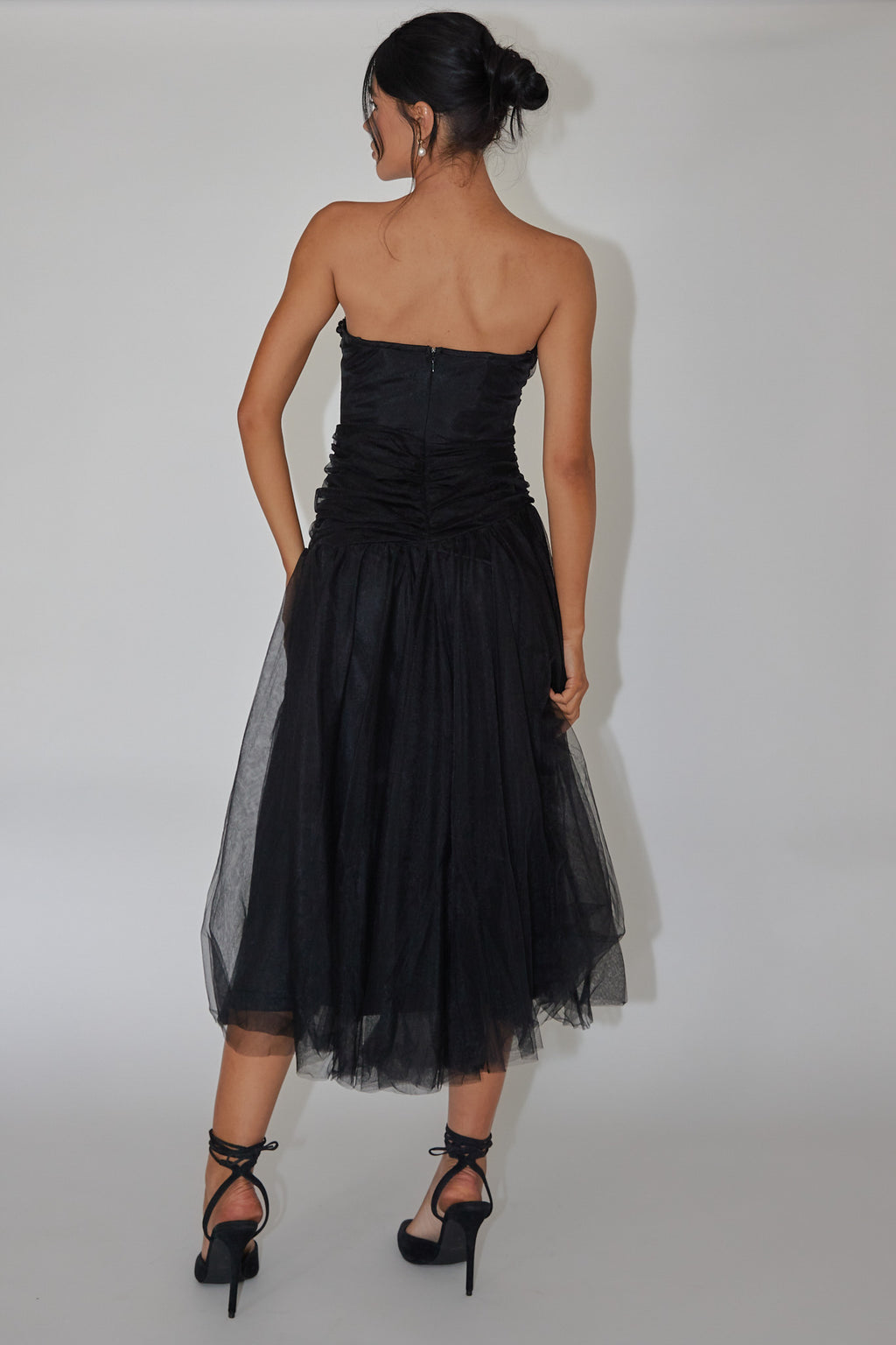 Daphnie Drop Waist Tulle Midi Dress Black by Selfie Leslie Australia