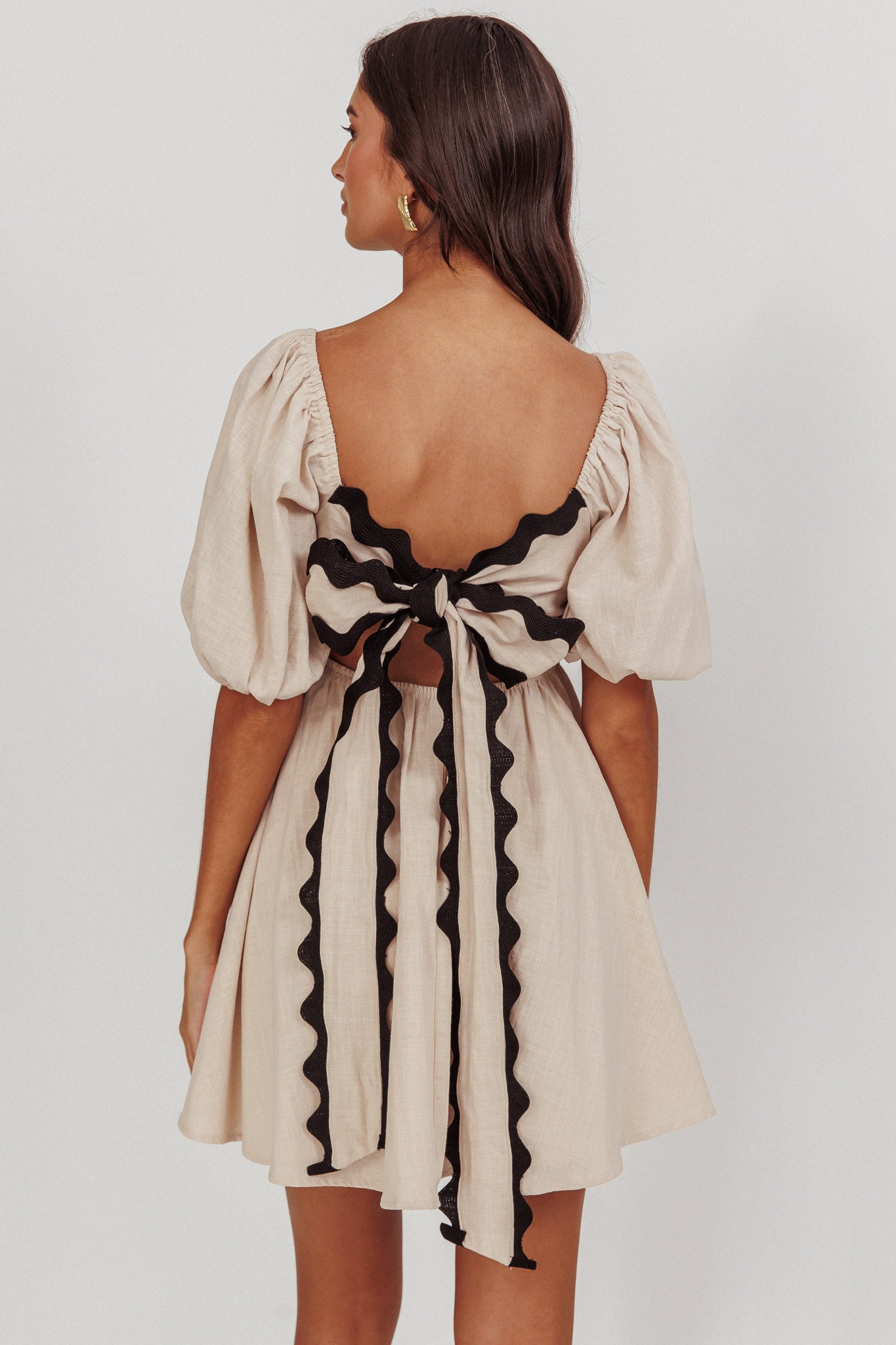 Akali Puff Sleeve A-line Mini Dress Oat | Selfie Leslie Australia Akali Puff Sleeve A-line Mini Dress Oat | Selfie Leslie Australia