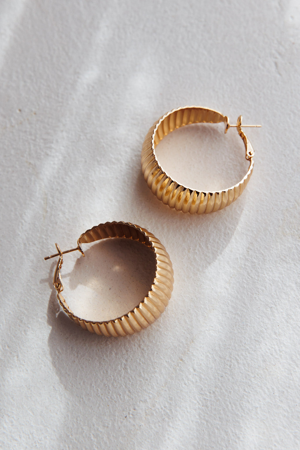 Laureen Ribbed Hoop Earrings Gold by Selfie Leslie Australia