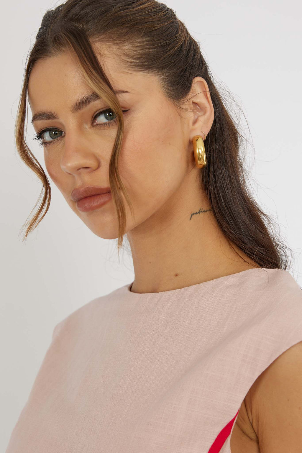 Claro Chunky Hoop Earrings Gold by Selfie Leslie Australia