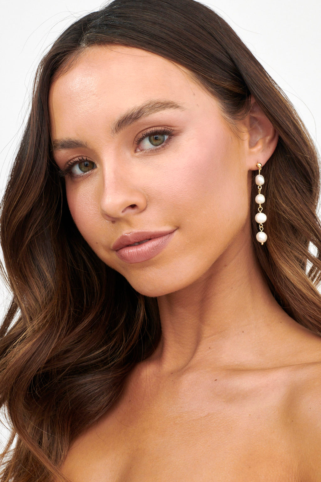 Maude Pearl Drop Chain Earrings Gold by Selfie Leslie Australia
