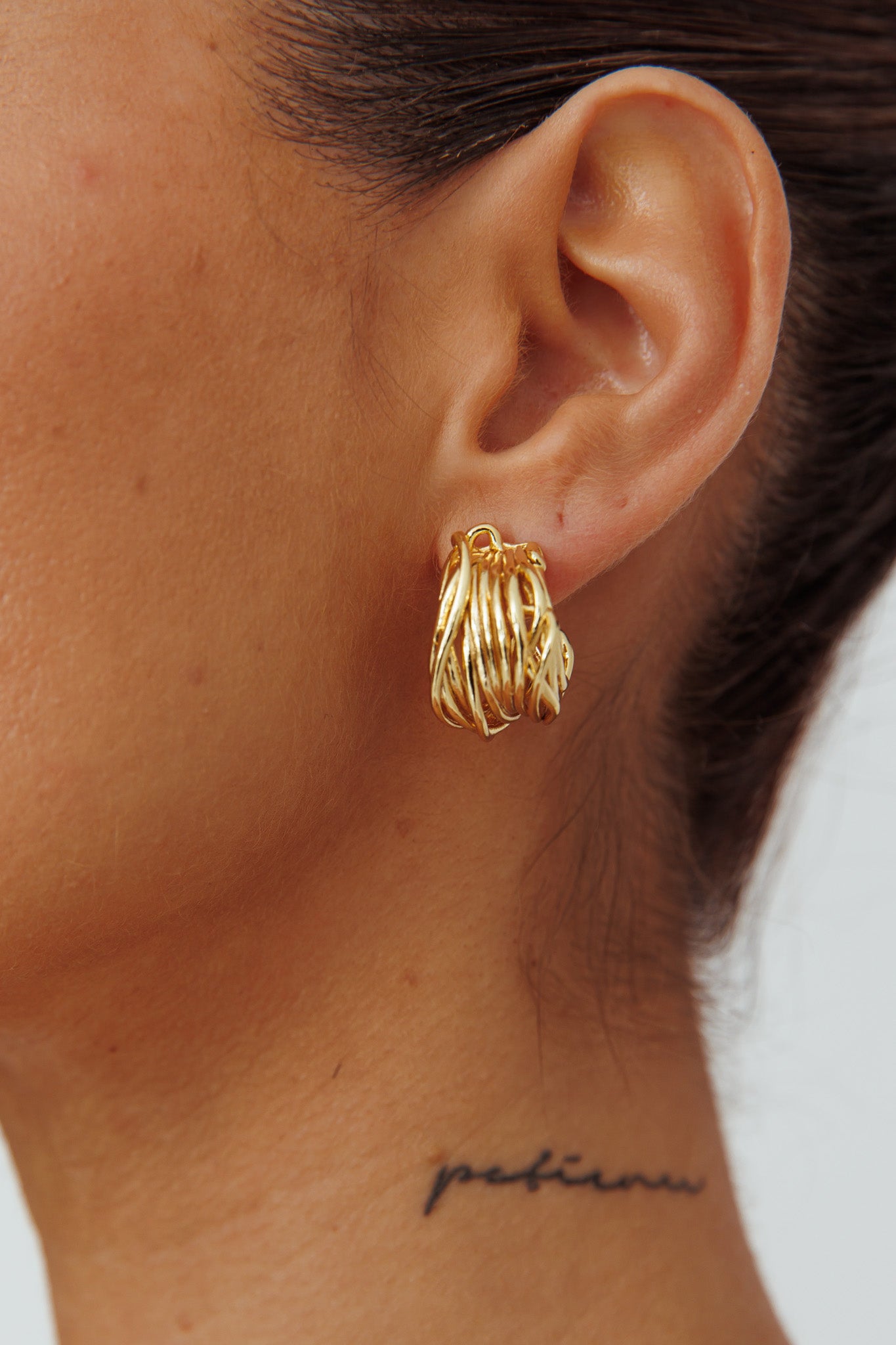 Halo Tangled Hoop Earrings Gold by Selfie Leslie Australia