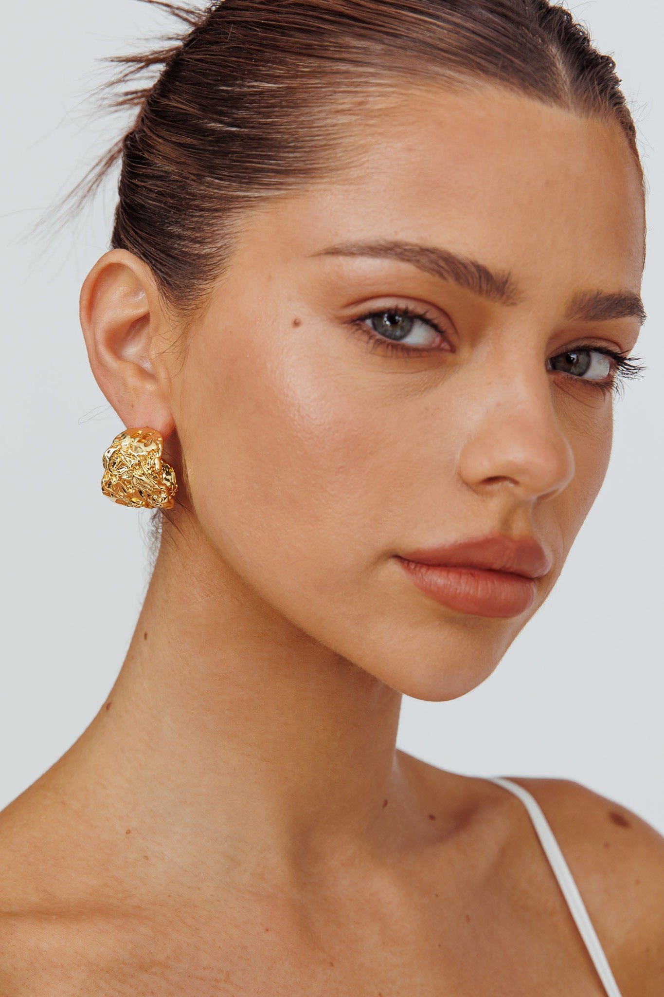 Ora Crinkle Foil Hoop Earrings Gold by Selfie Leslie Australia