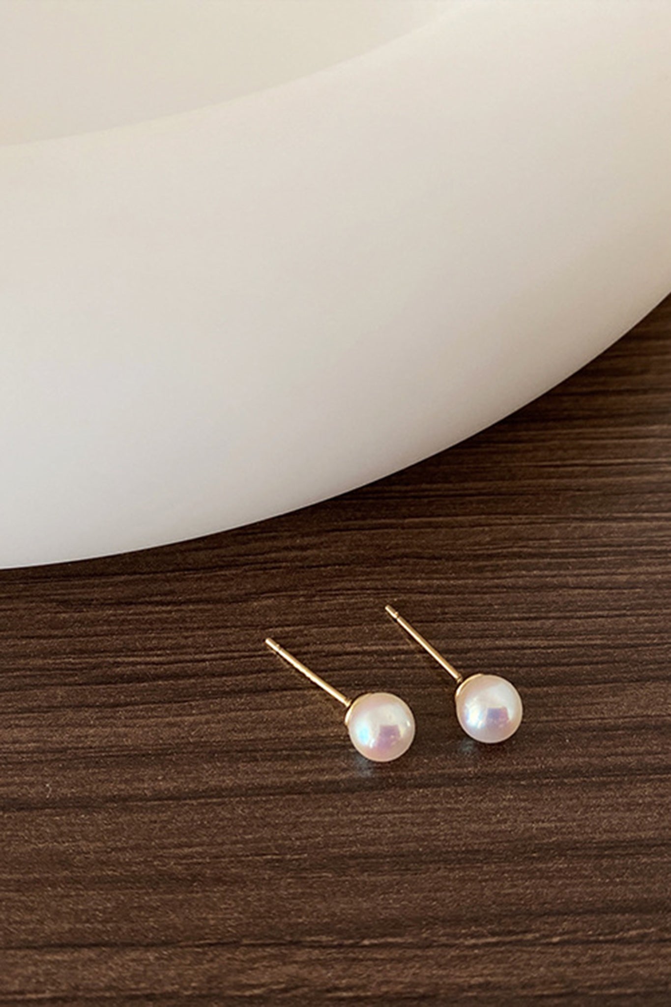 Tahyna Pearl Stud Earrings by Selfie Leslie Australia