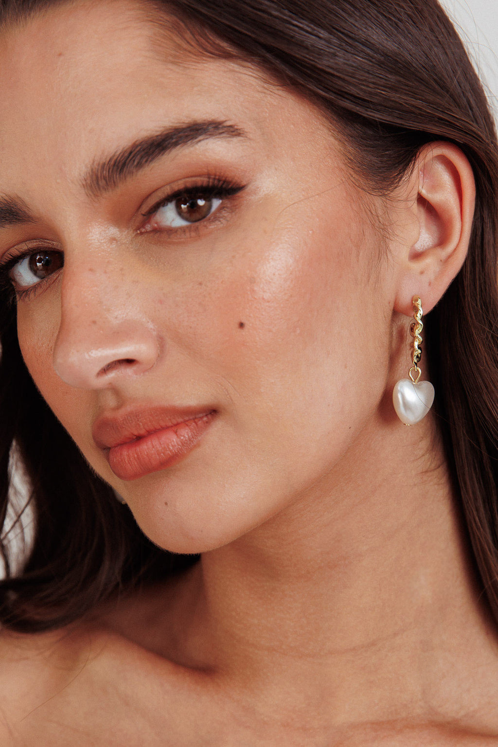 Paris Puffed Pearl Hoop Earrings Gold by Selfie Leslie Australia