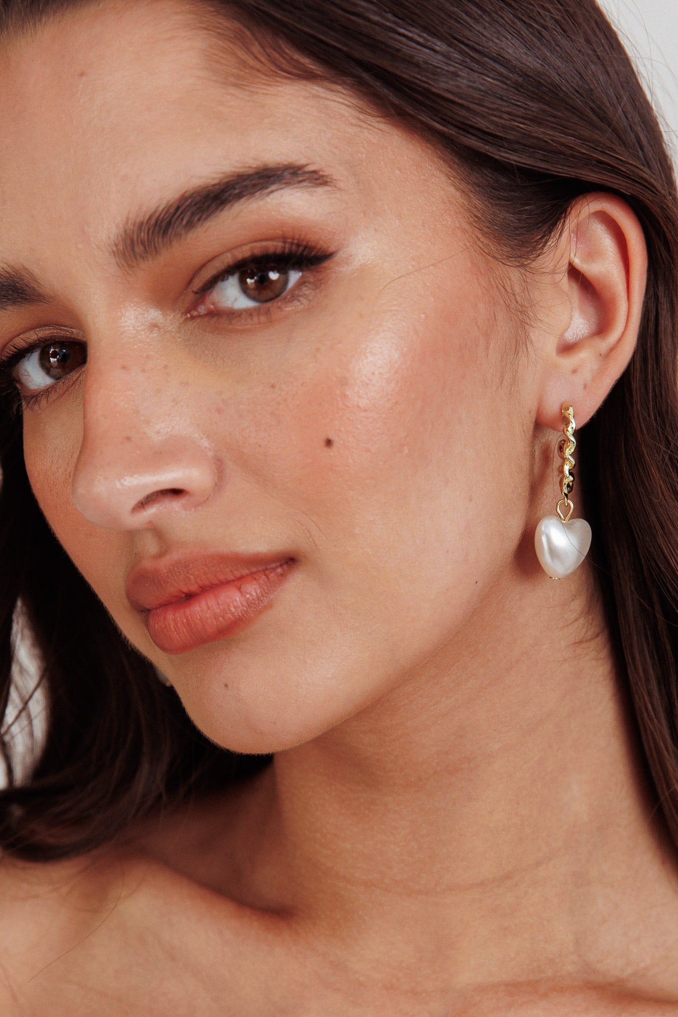 Paris Puffed Pearl Hoop Earrings Gold by Selfie Leslie Australia