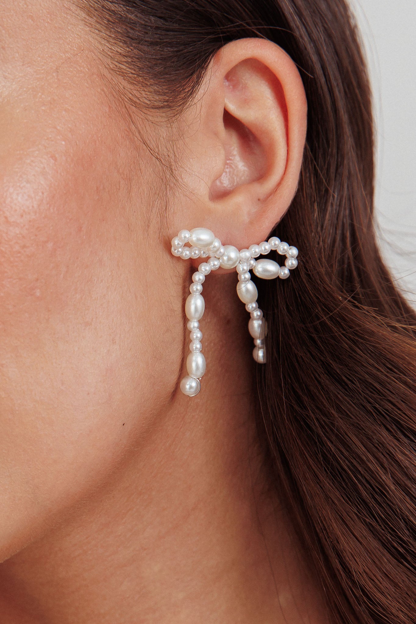 Anita Bow Stud Earrings Pearl by Selfie Leslie Australia