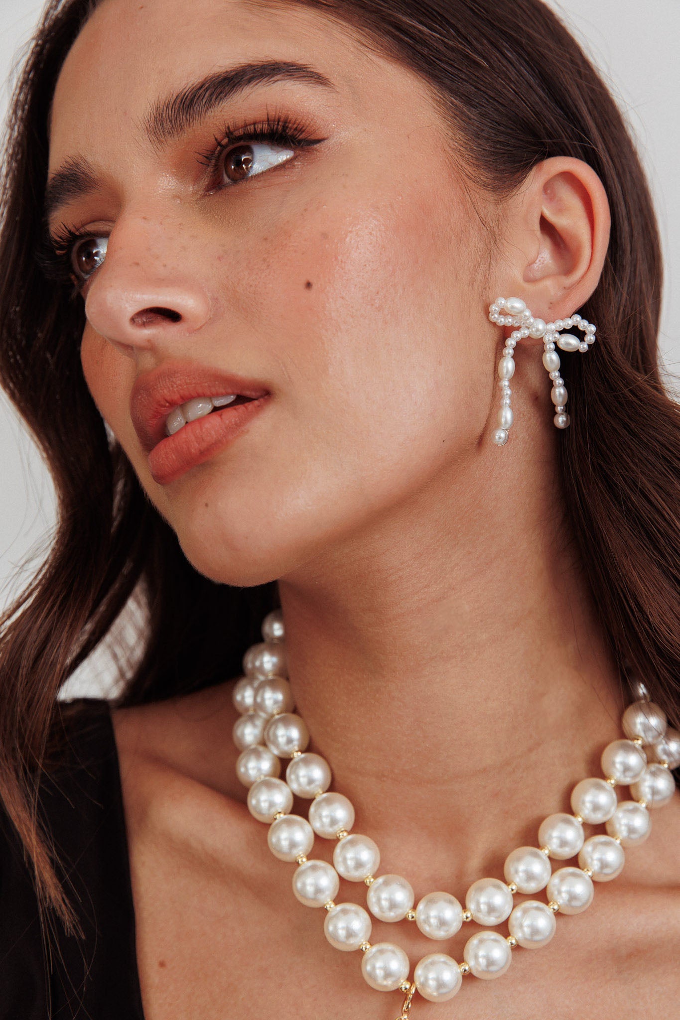 Anita Bow Stud Earrings Pearl by Selfie Leslie Australia