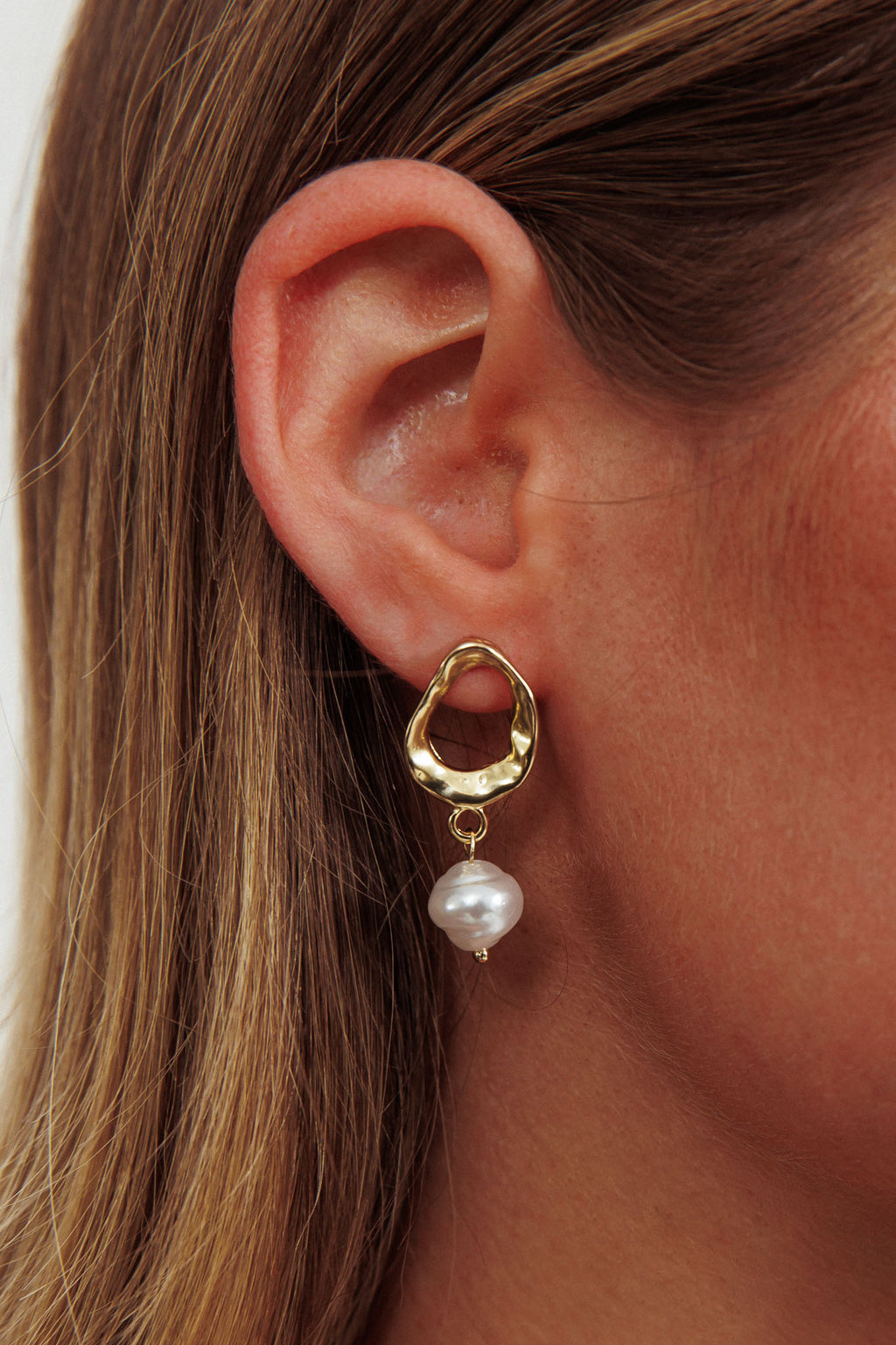 Honey Drop Pearl Earrings Gold by Selfie Leslie Australia
