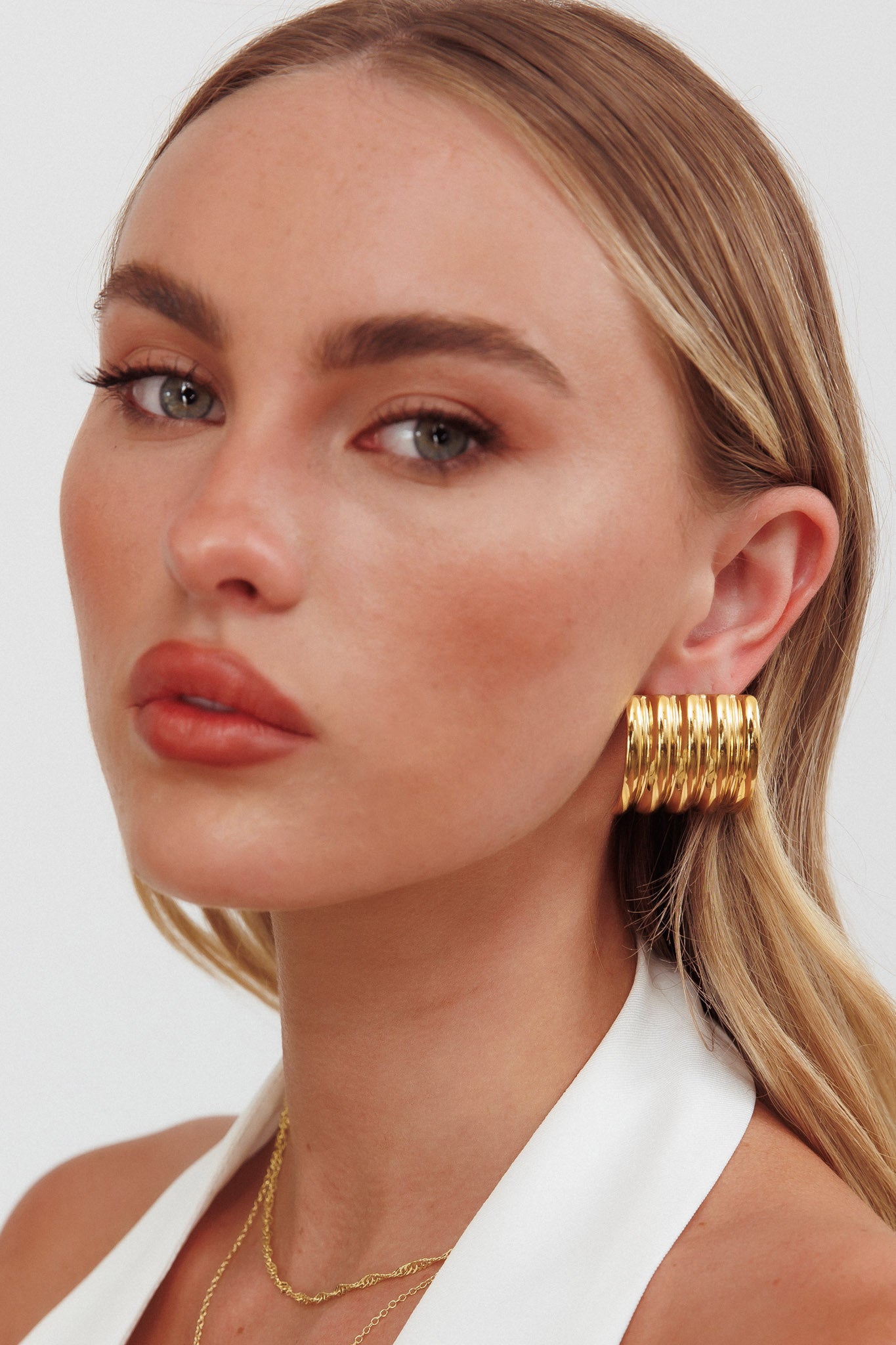 Astra Rectangle Curve Earrings Gold by Selfie Leslie Australia