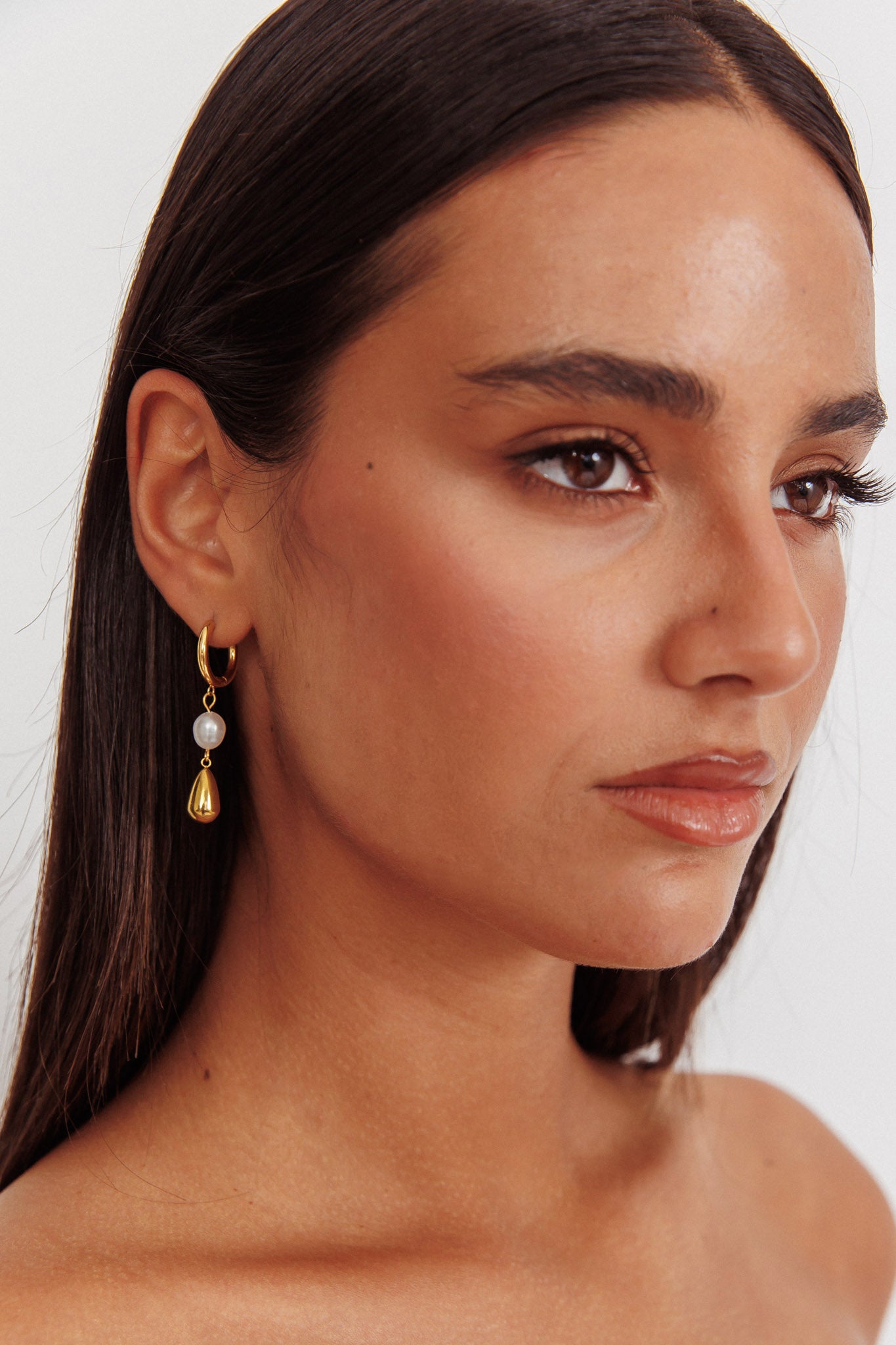 Elodie Teardrop Pearl Earrings Gold by Selfie Leslie Australia