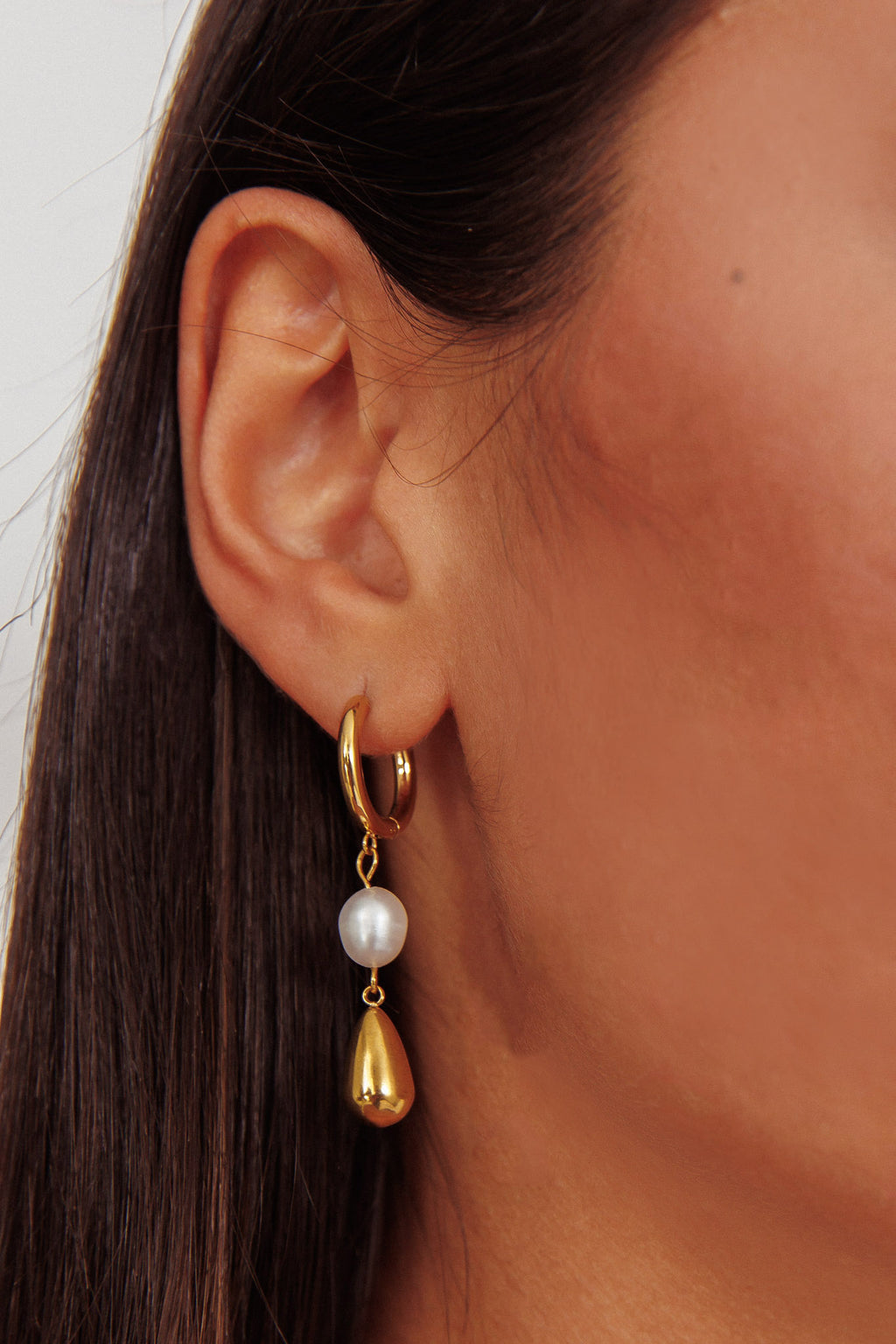 Elodie Teardrop Pearl Earrings Gold by Selfie Leslie Australia