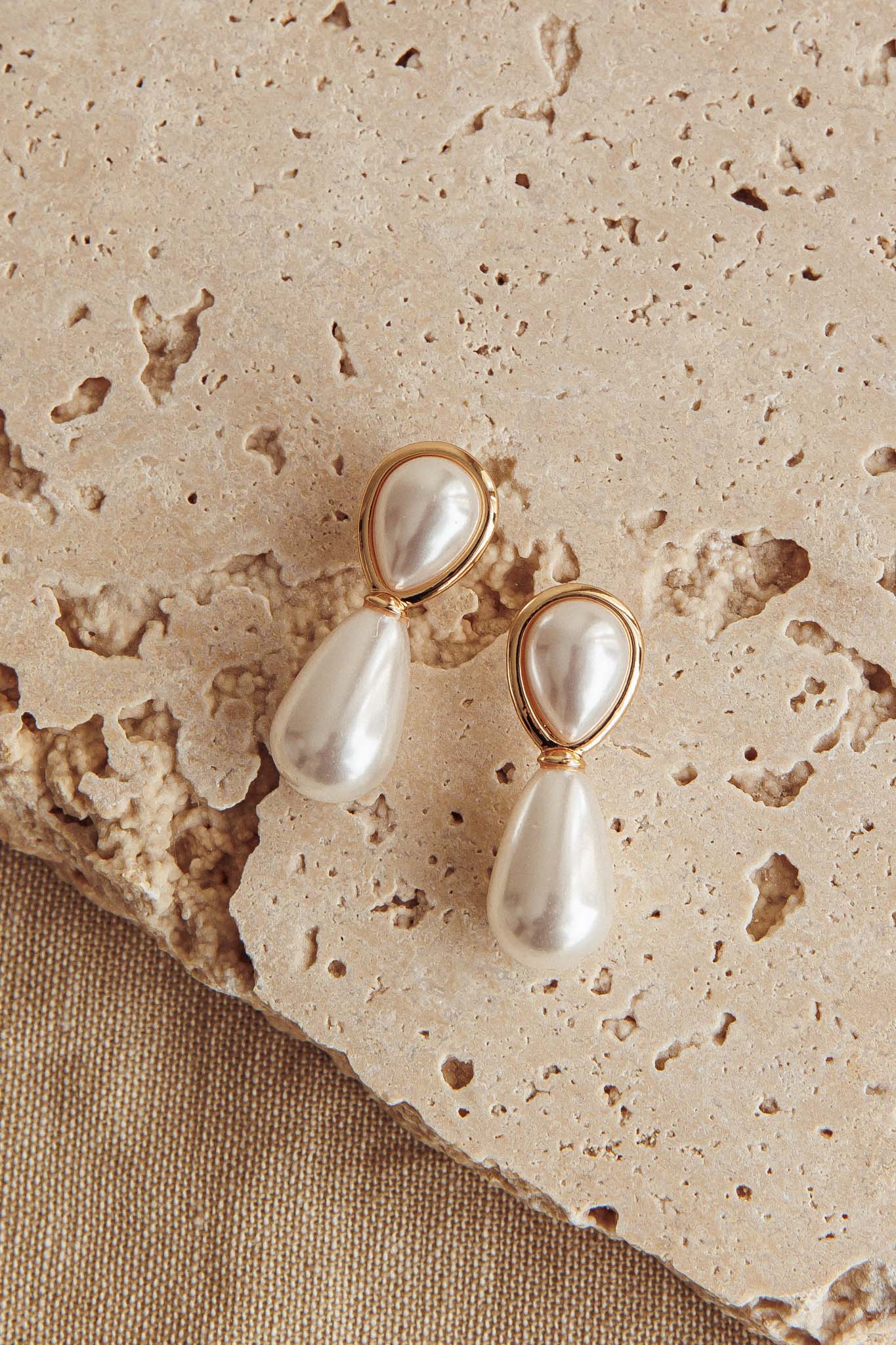 Elizabeth Droplet Earrings Gold Pearl by Selfie Leslie Australia
