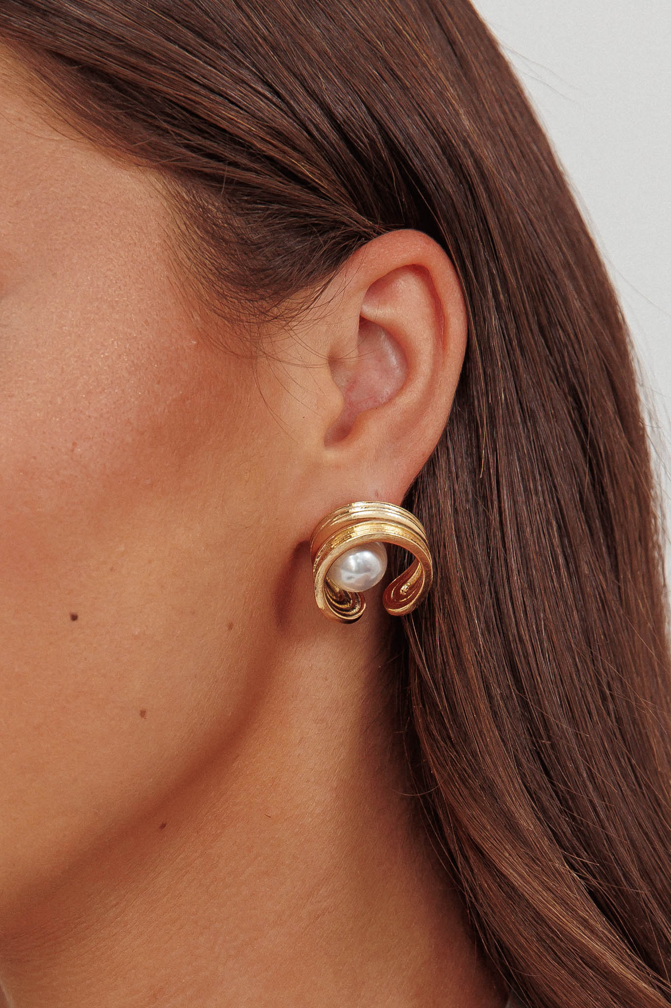 Simha Geometric Circle Earrings Gold Pearl by Selfie Leslie Australia