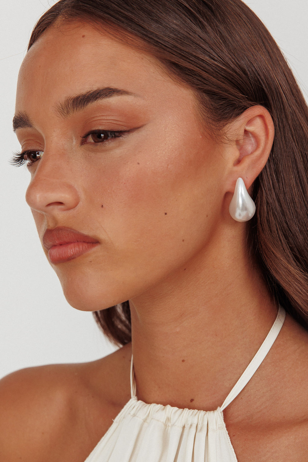 Rainy Teardrop Earrings Pearl by Selfie Leslie Australia
