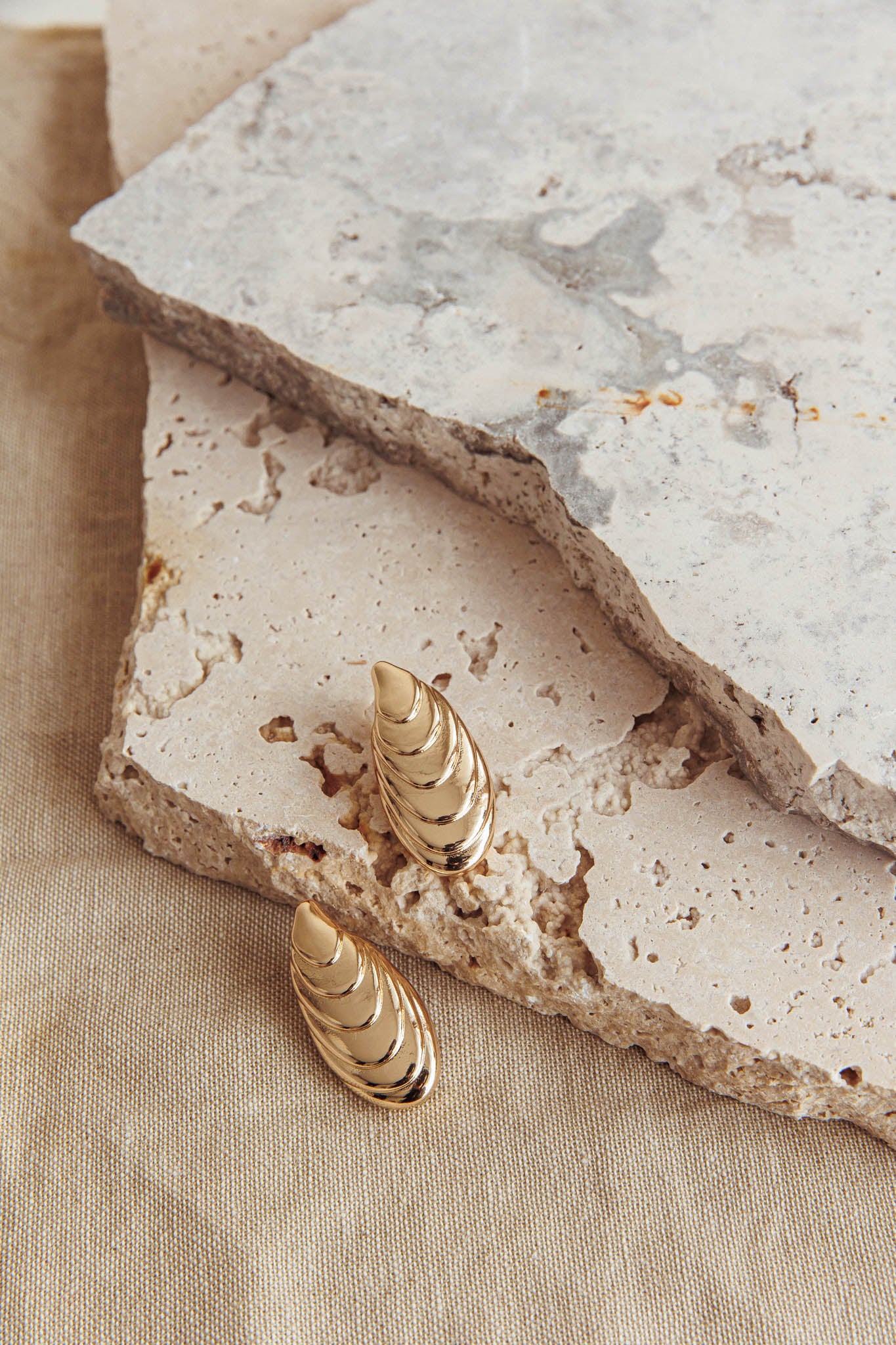 Pippy Shell Earrings Gold by Selfie Leslie Australia