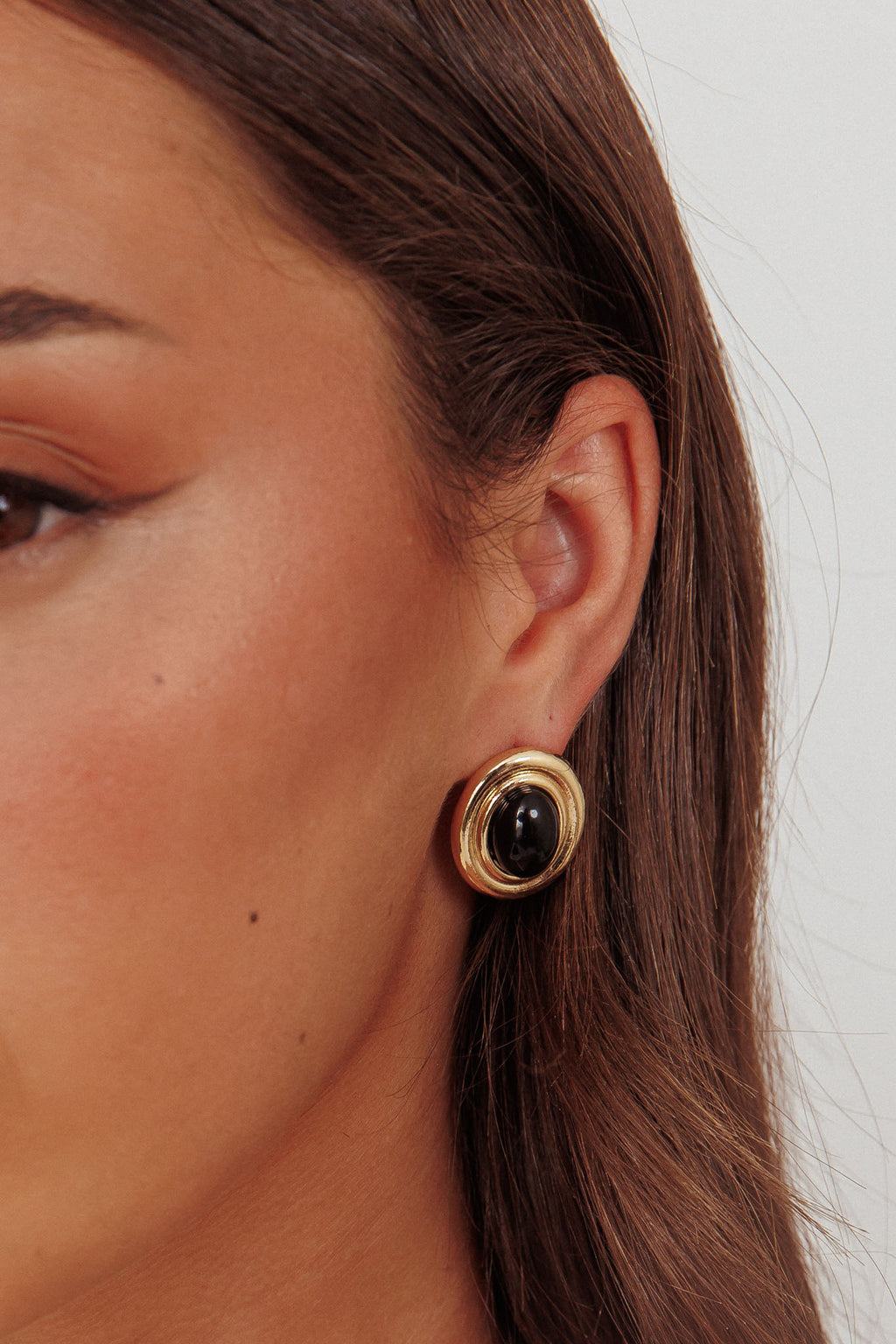 Anjelica Oval Earrings Gold Black by Selfie Leslie Australia