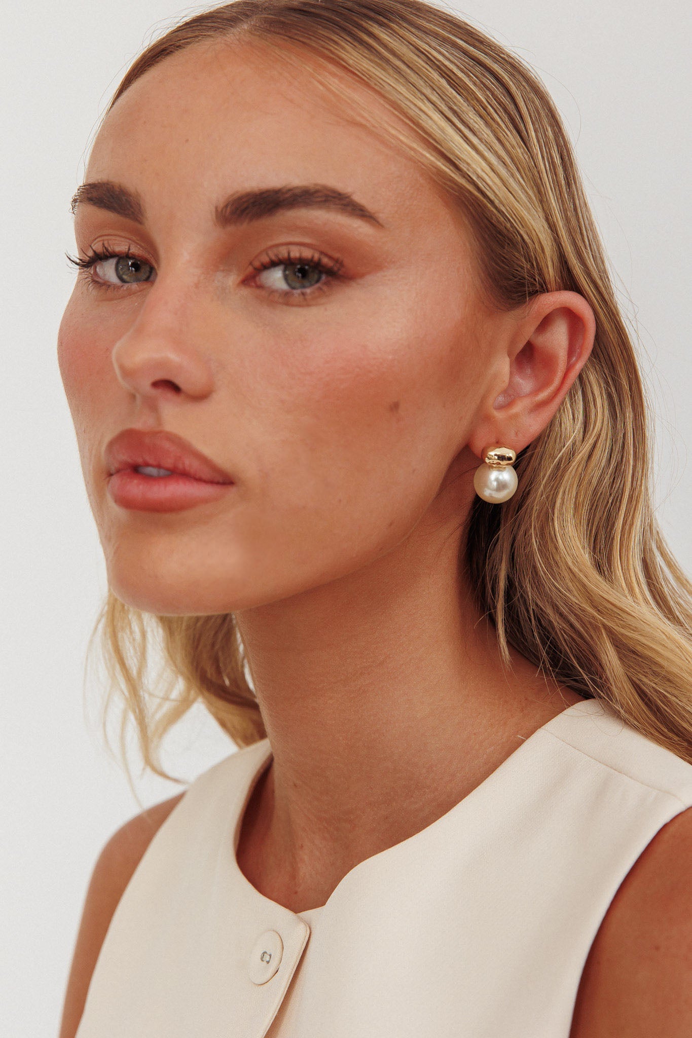 Lulu Pearl Accent Studs Gold/Pearl by Selfie Leslie Australia