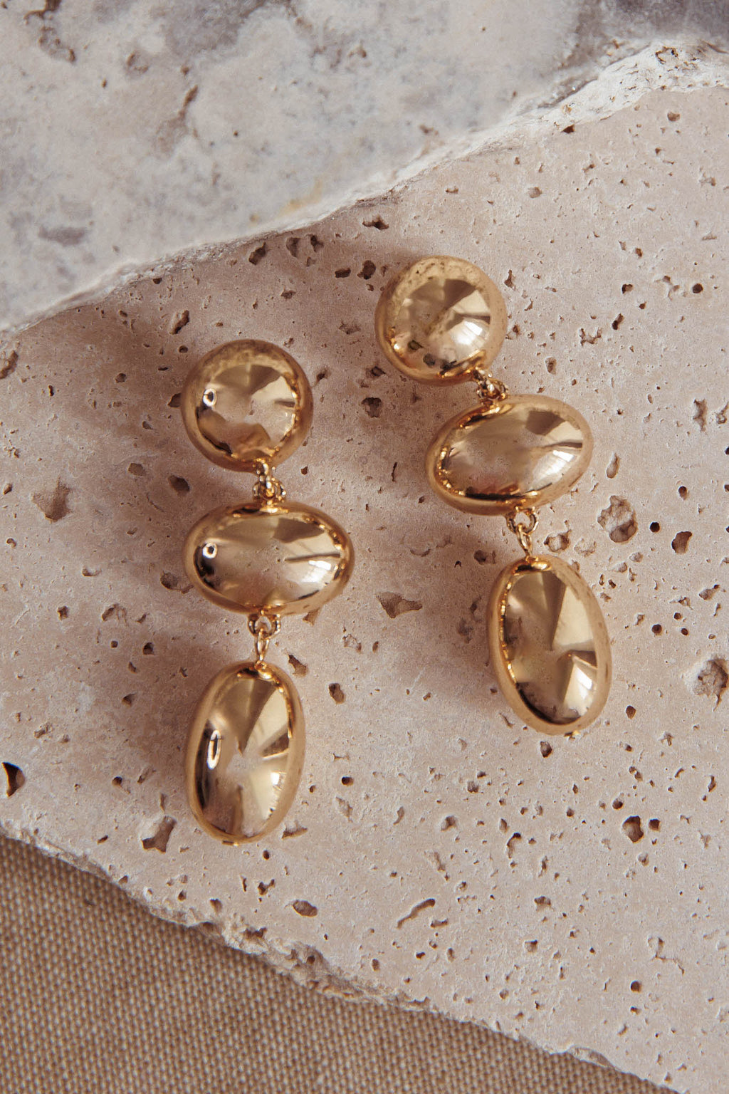 Amy Pebble Droplet Earrings Gold by Selfie Leslie Australia