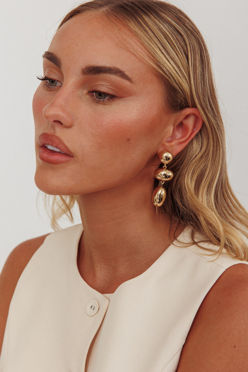 Amy Pebble Droplet Earrings Gold by Selfie Leslie Australia