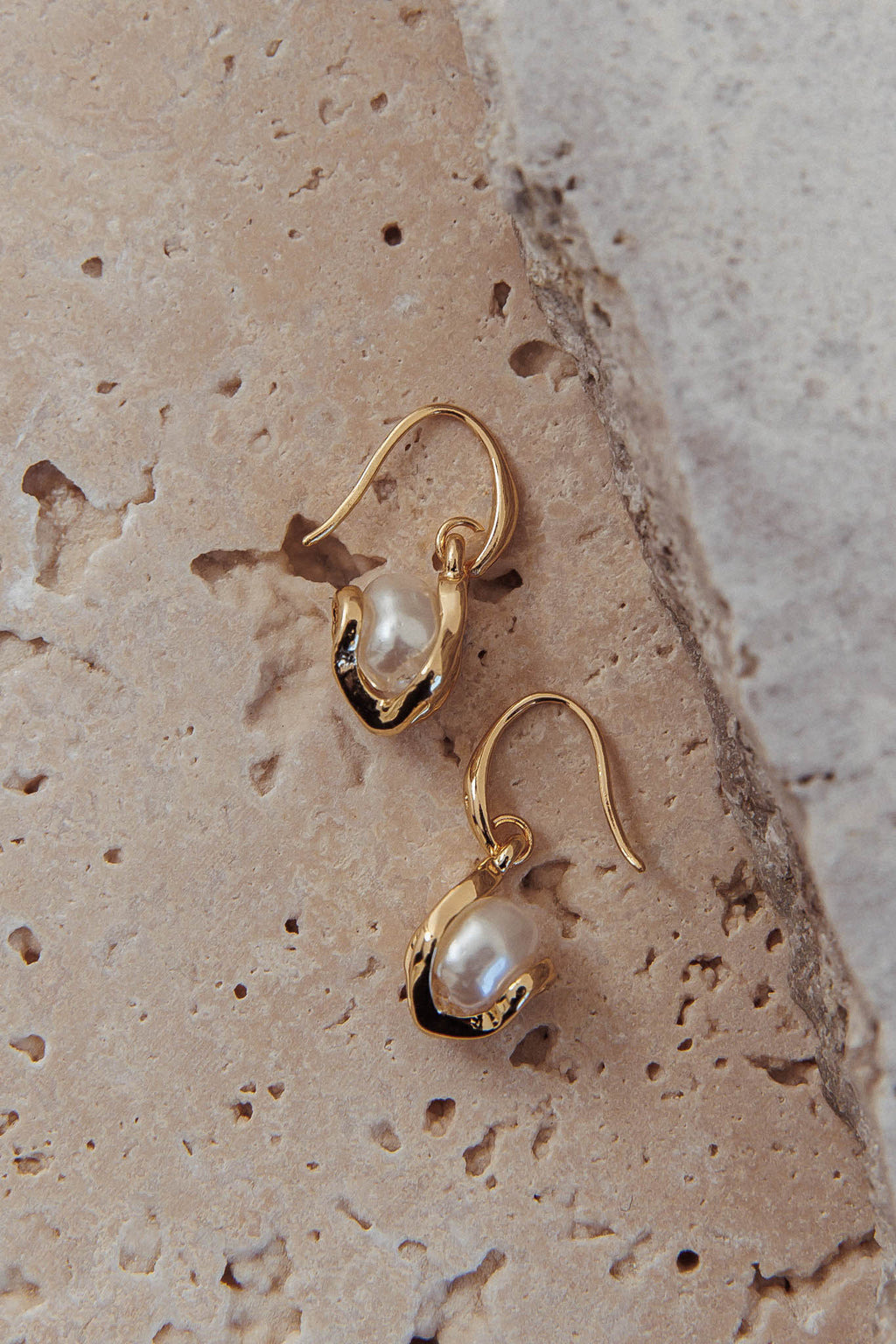 Saralee Pearl Drop Earrings Gold/Pearl by Selfie Leslie Australia