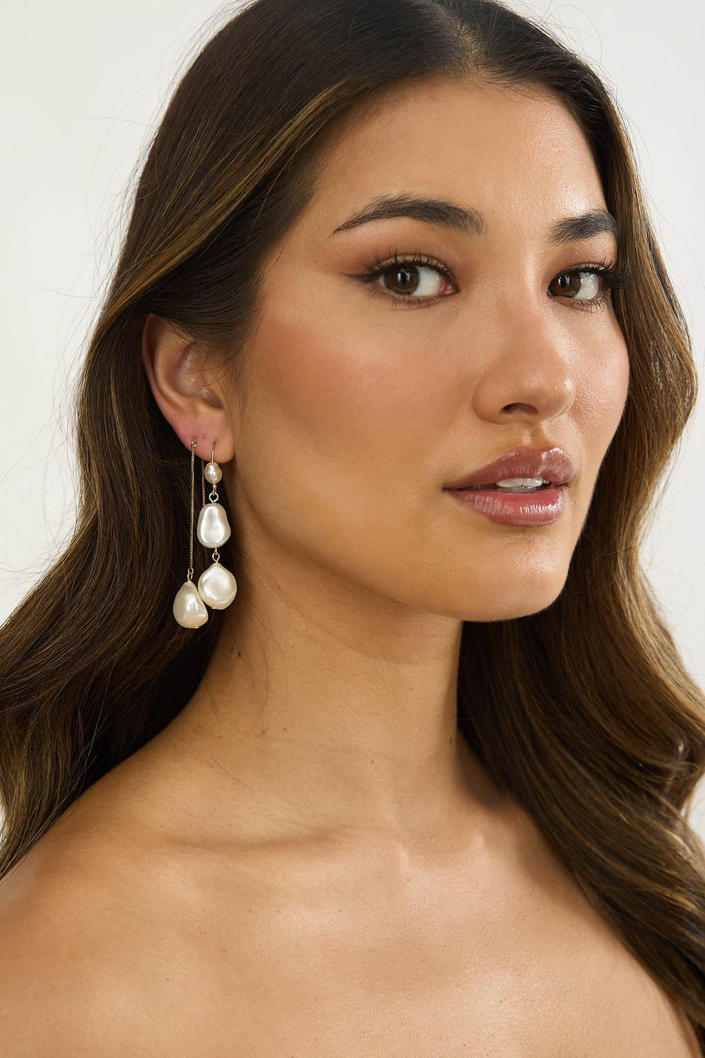 Ninette Faux Pearl Droplet Earrings Gold/Pearl by Selfie Leslie Australia