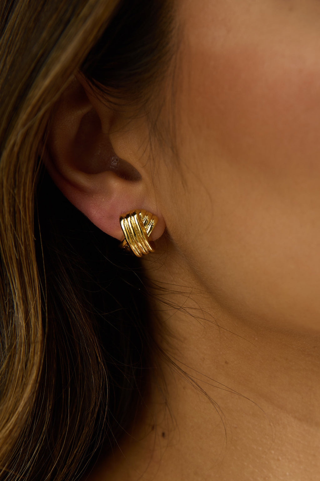 Miya Ridged Criss-Cross Earrings Gold by Selfie Leslie Australia