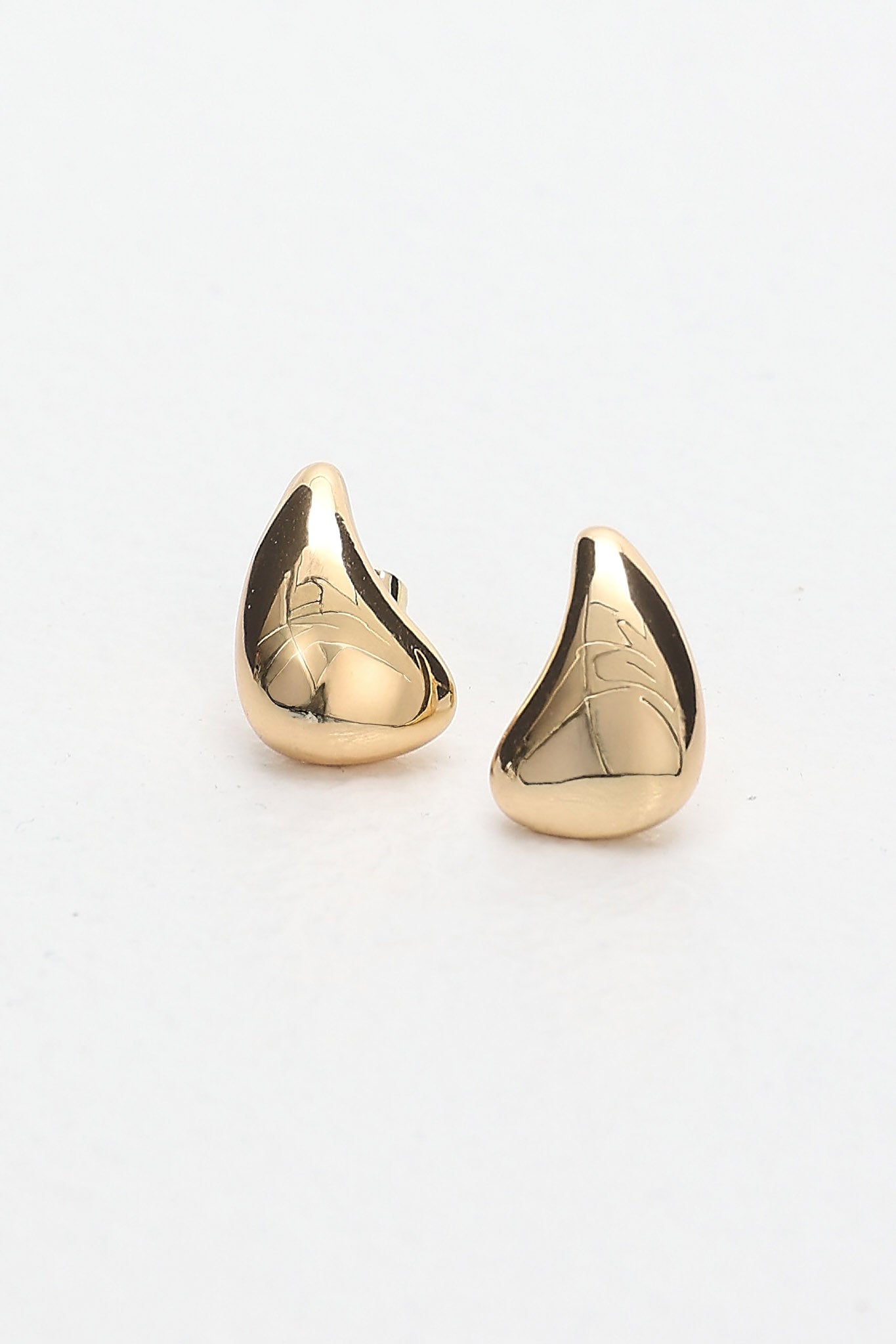 Renee Droplet Earrings Gold by Selfie Leslie Australia
