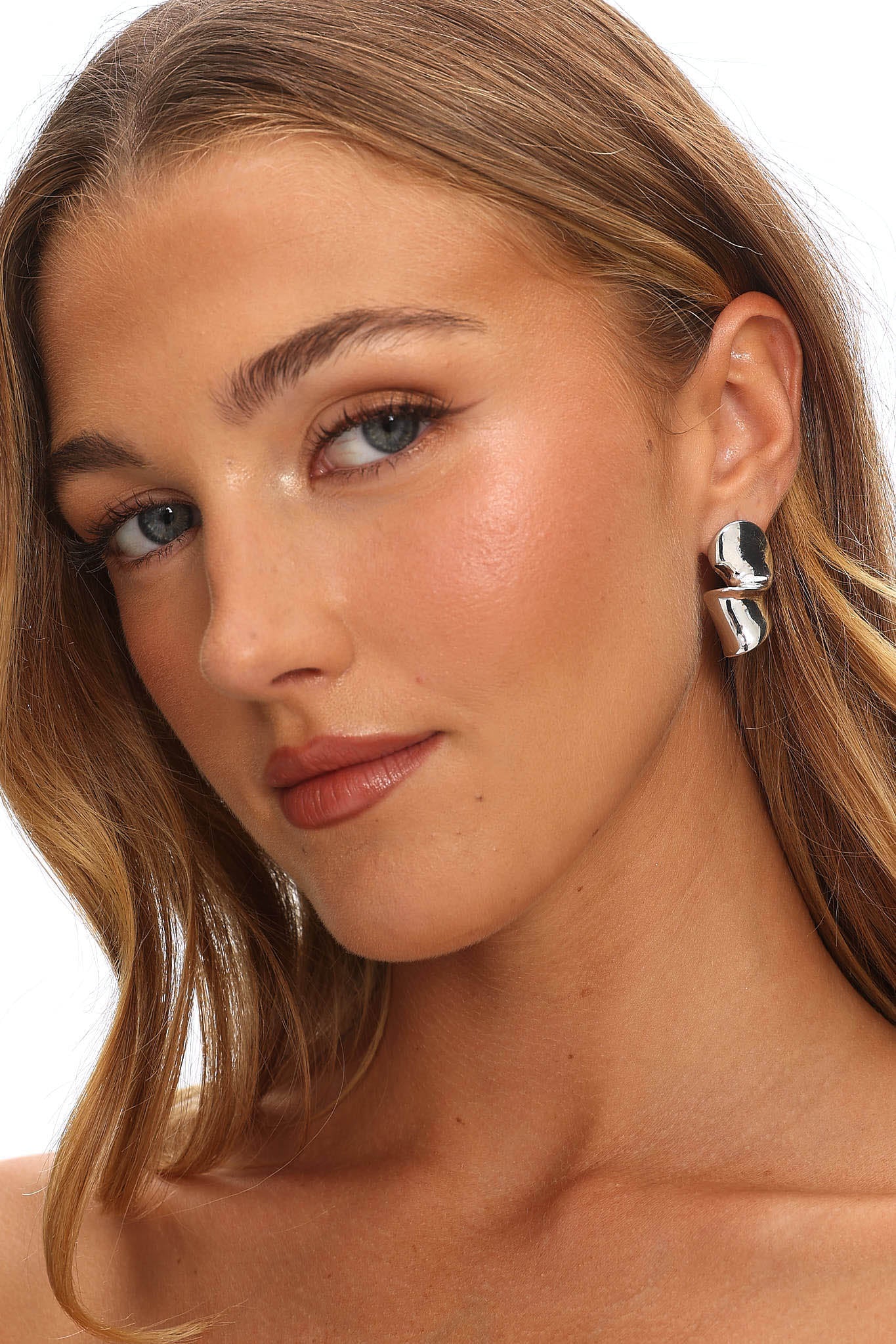 Iris Twist Earrings Silver by Selfie Leslie Australia