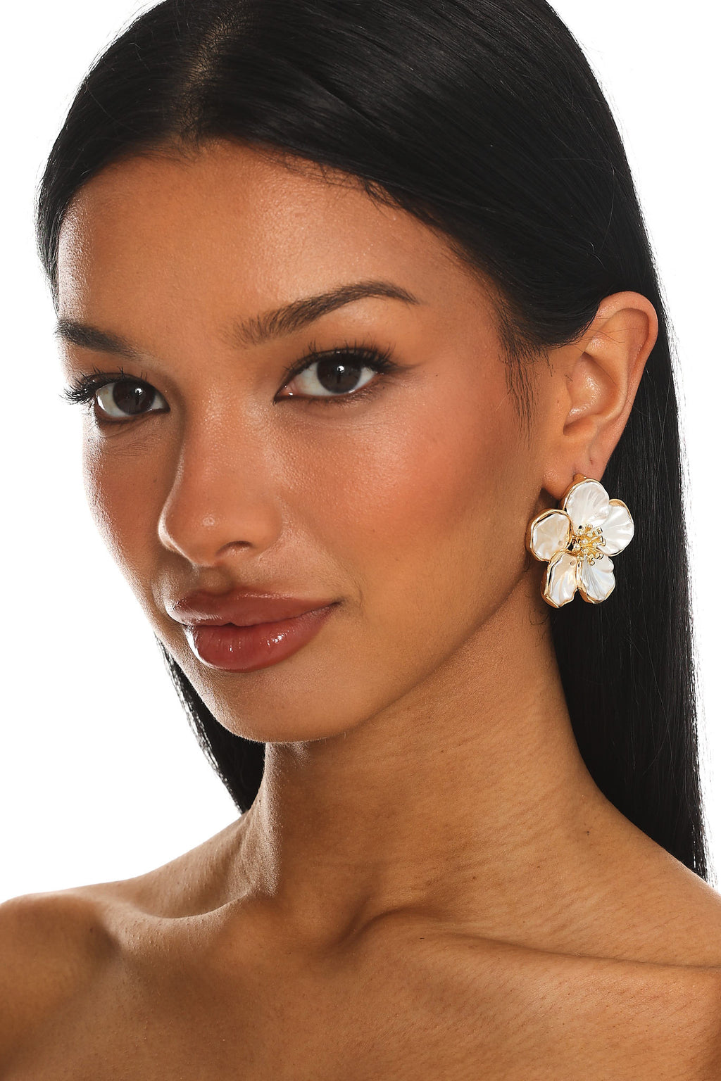 Blossom Bay Flower Earrings Gold