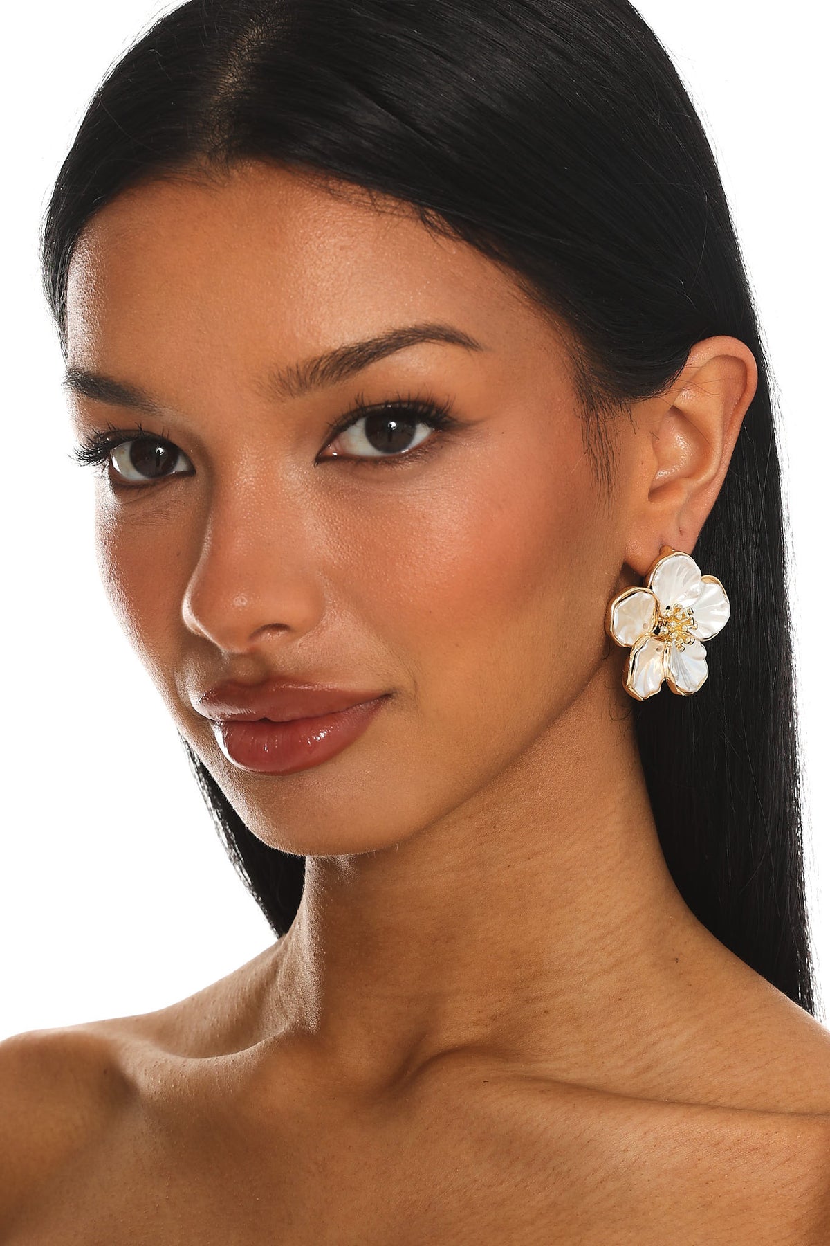 Blossom Bay Flower Earrings Gold