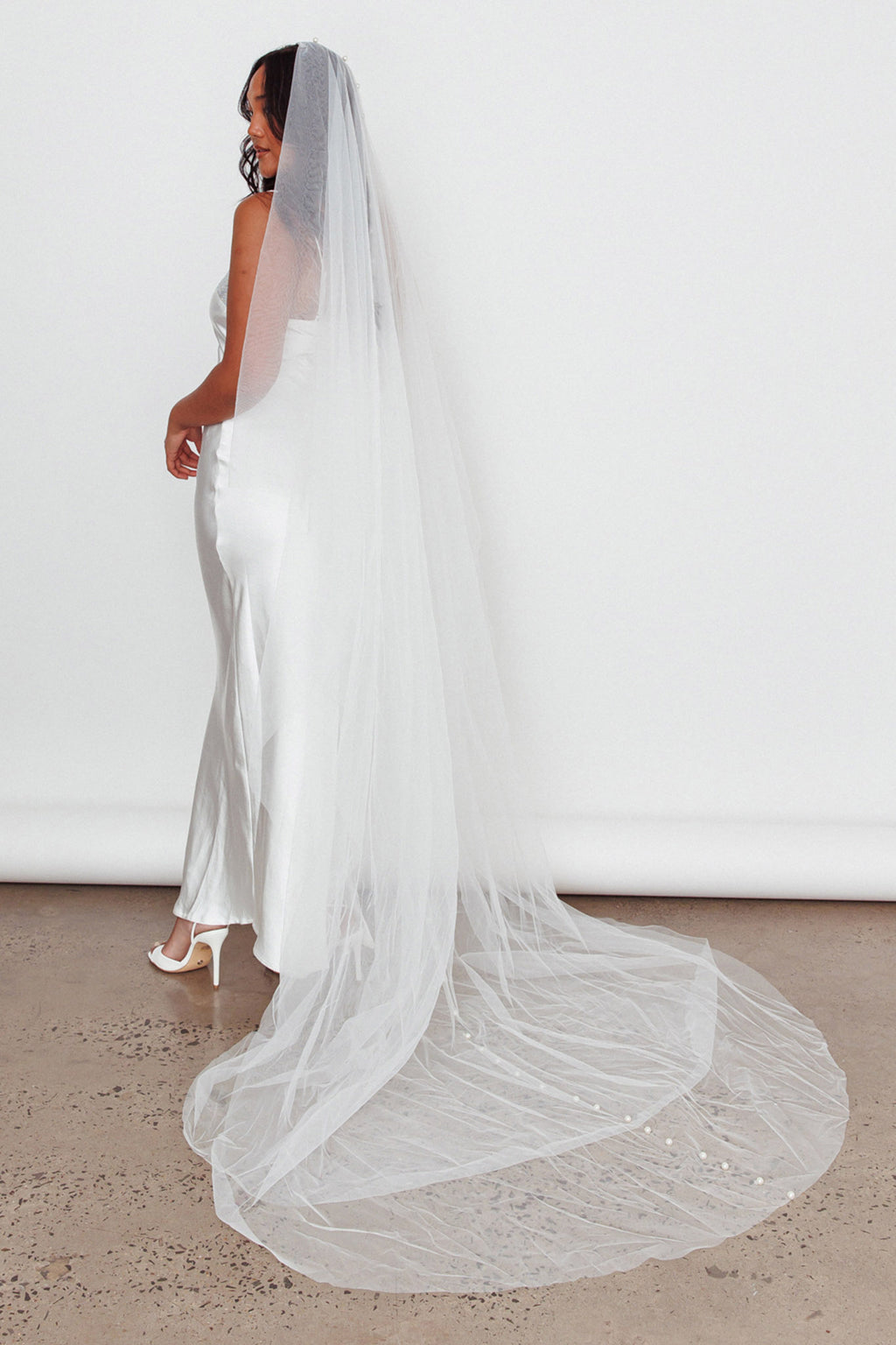 Magic Moment Pearl Accent Veil White by Selfie Leslie Australia