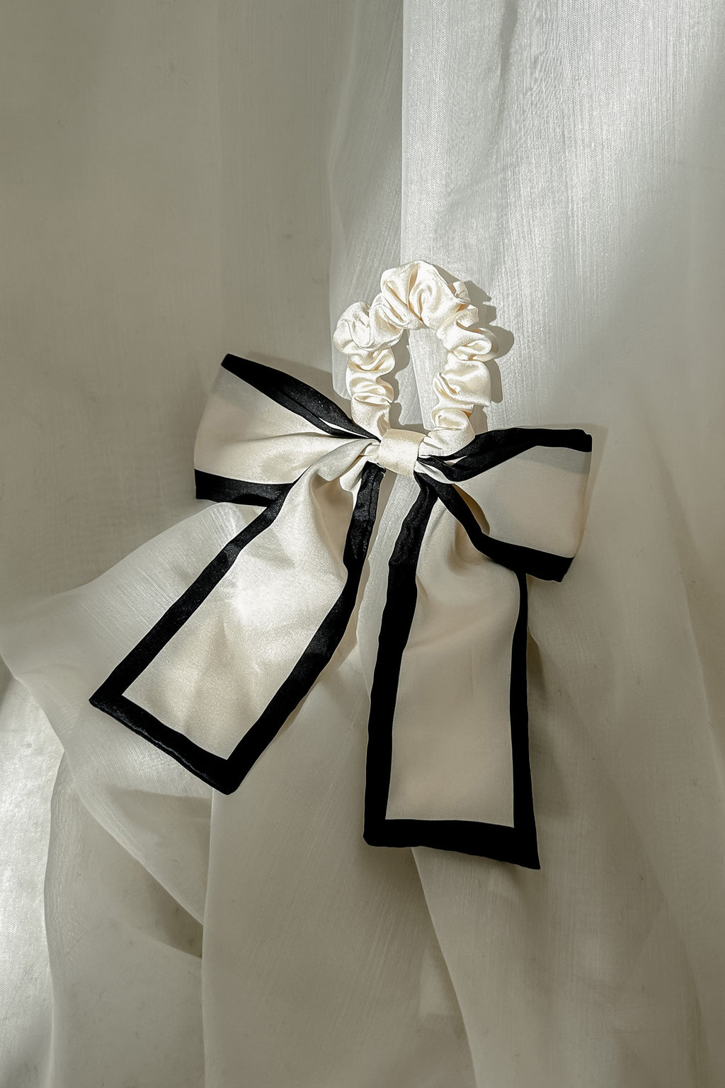 Mimi Contrast Bow Scrunchie White by Selfie Leslie Australia