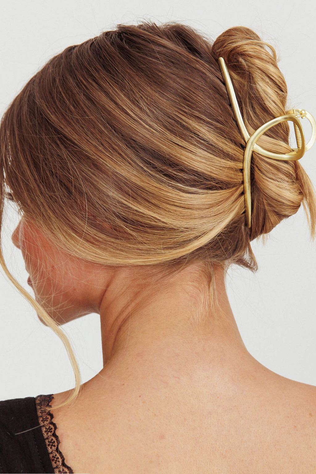 Anouk Claw Clip Gold by Selfie Leslie Australia